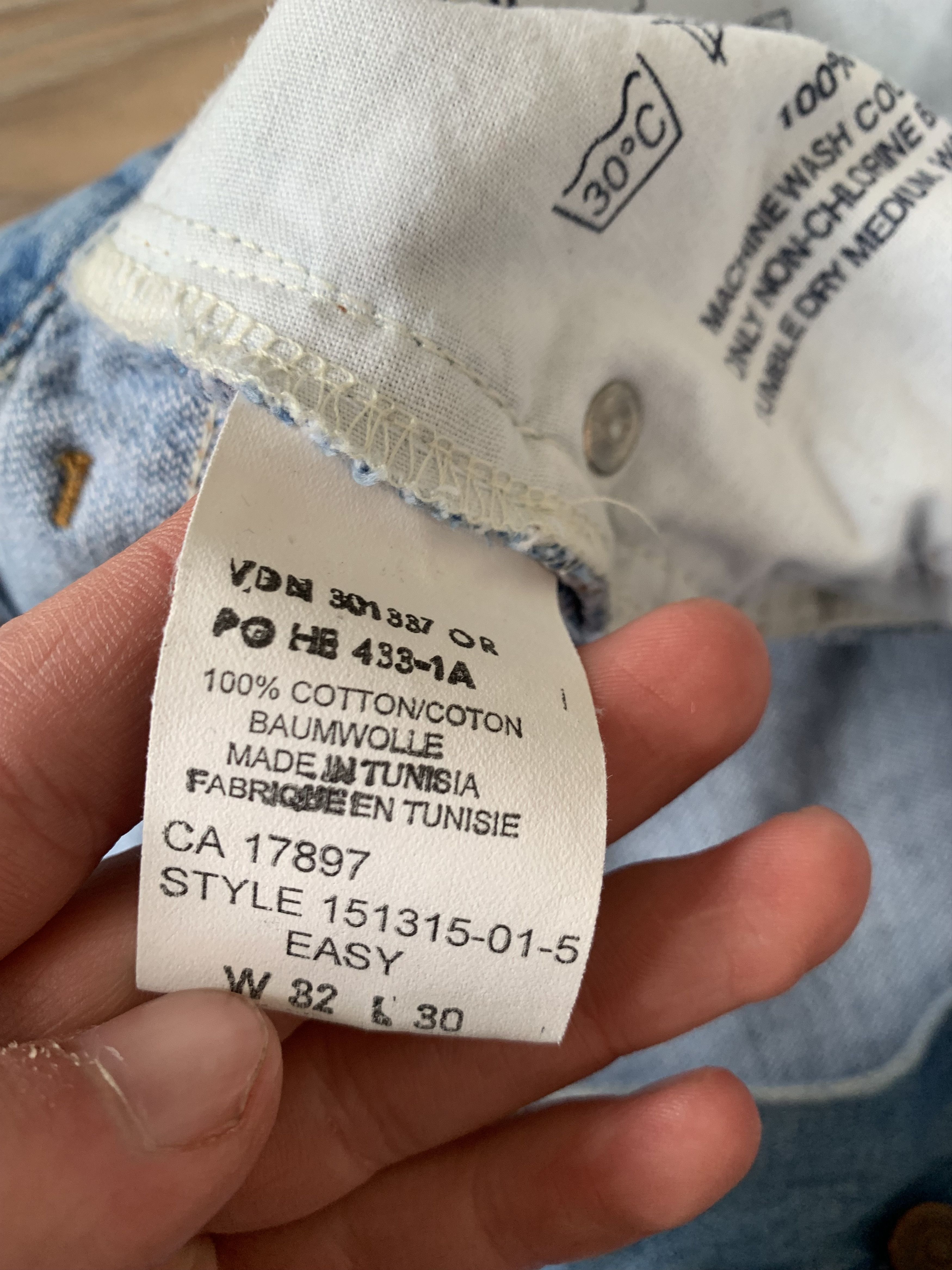 Gap Gap Easy Fit Light Blue Jeans Size US 32 / EU 48 - 11 Thumbnail