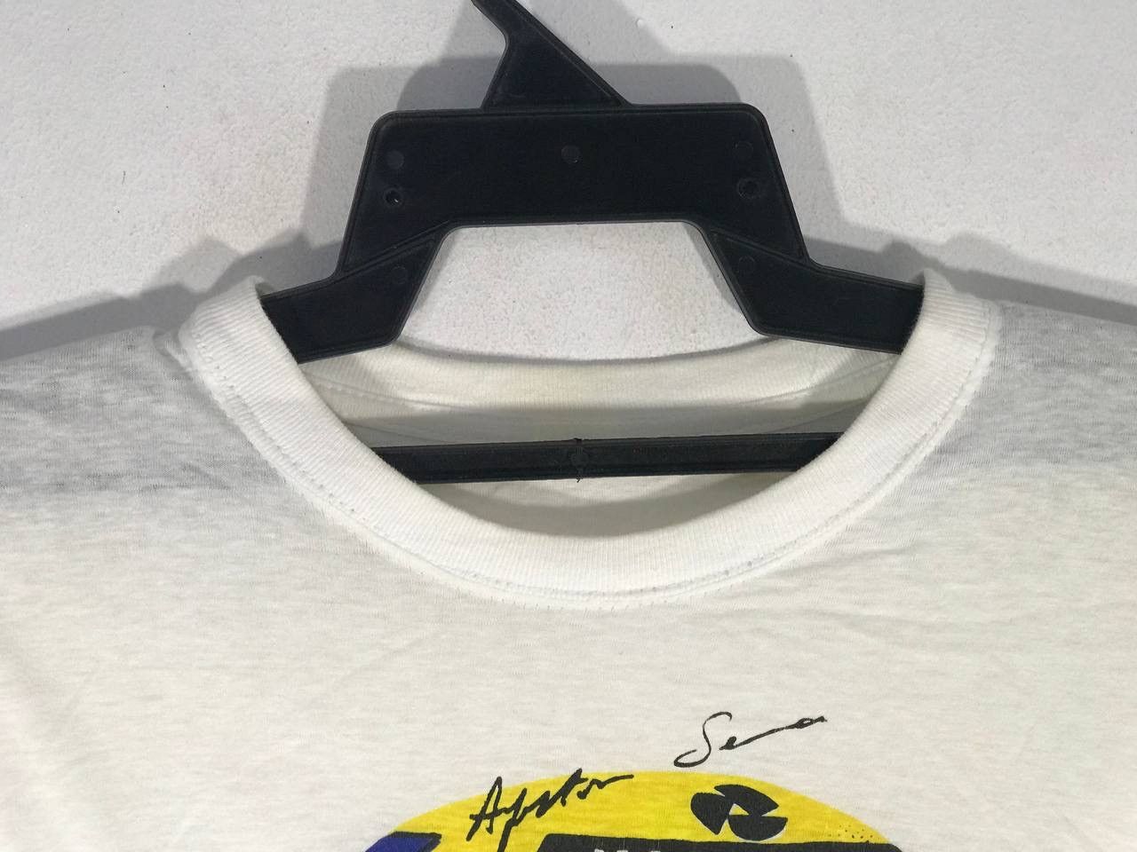 Vintage Vintage Ayrton Senna helmet signature autograph Size US L / EU 52-54 / 3 - 7 Thumbnail