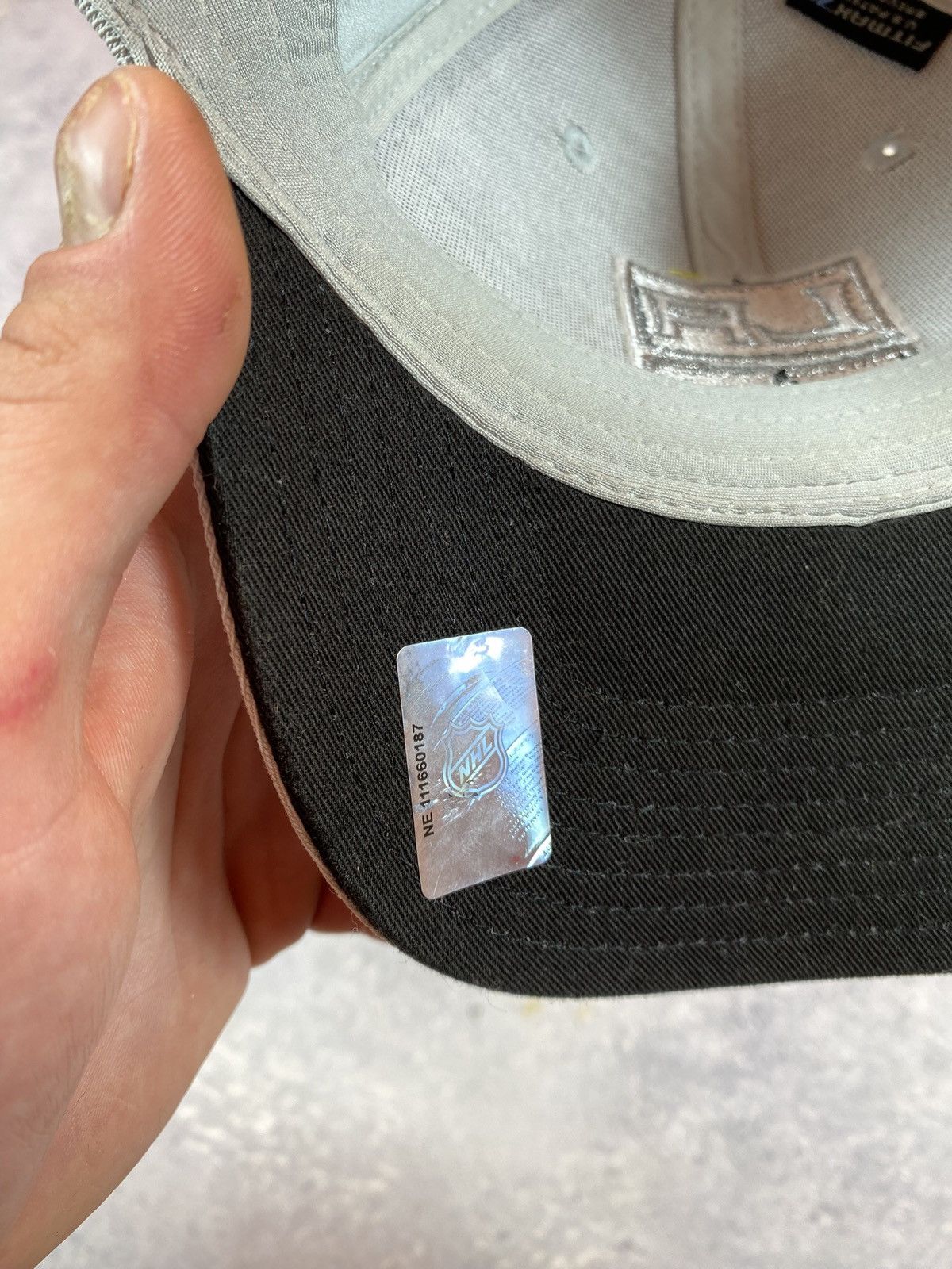 NHL × Reebok NHL Los Angeles Kings Reebok Adult Structured Flex Fit Cap Size ONE SIZE - 6 Thumbnail