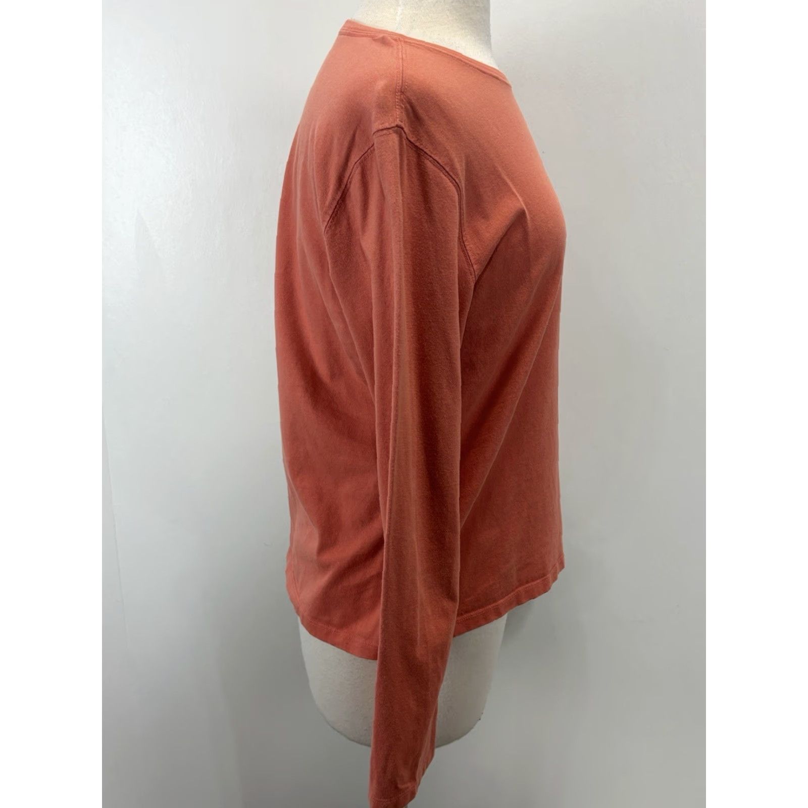 Life is Good Life is Good Women's T-Shirt, Orange Happy Camper V-Neck Long Sleeve, Relaxed Fit, Size M, Graphic Tee, Cotton, Camping/Mountains, Womens Size M / US 6-8 / IT 42-44 - 4 Thumbnail