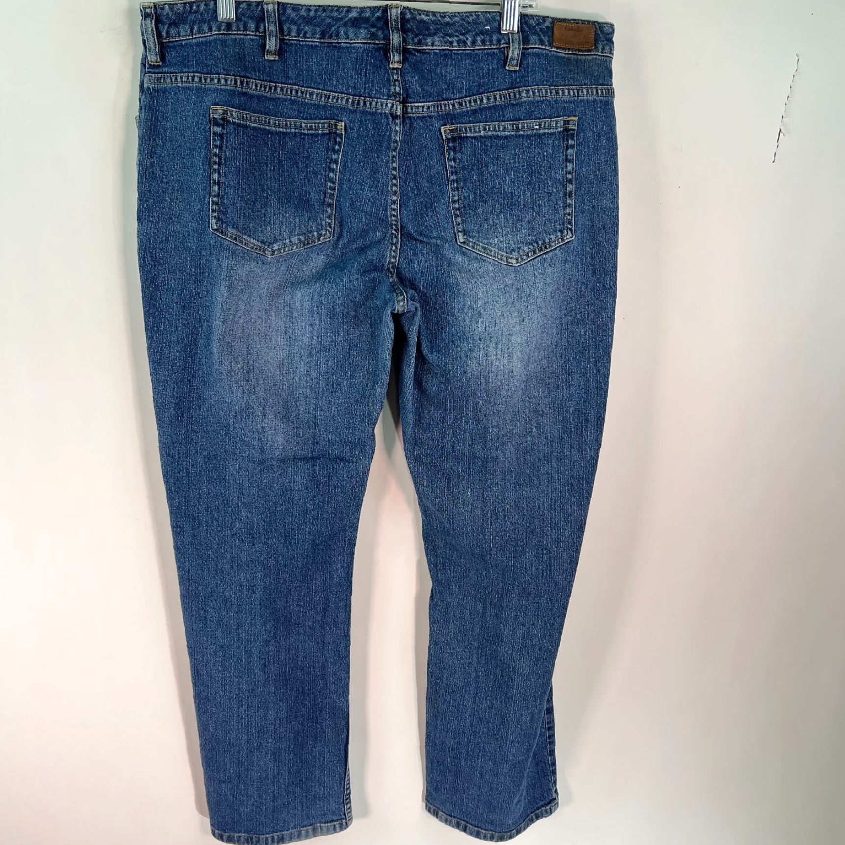 Vintage Cabela’s Casuals Jeans Womens Plus Size 18 Blue Denim Straight Leg 30in Inseam 5-Pocket Relaxed Waist 40in Button Closure Jeans Mens Womens Girls Size 40" / US 18 - 2 Thumbnail