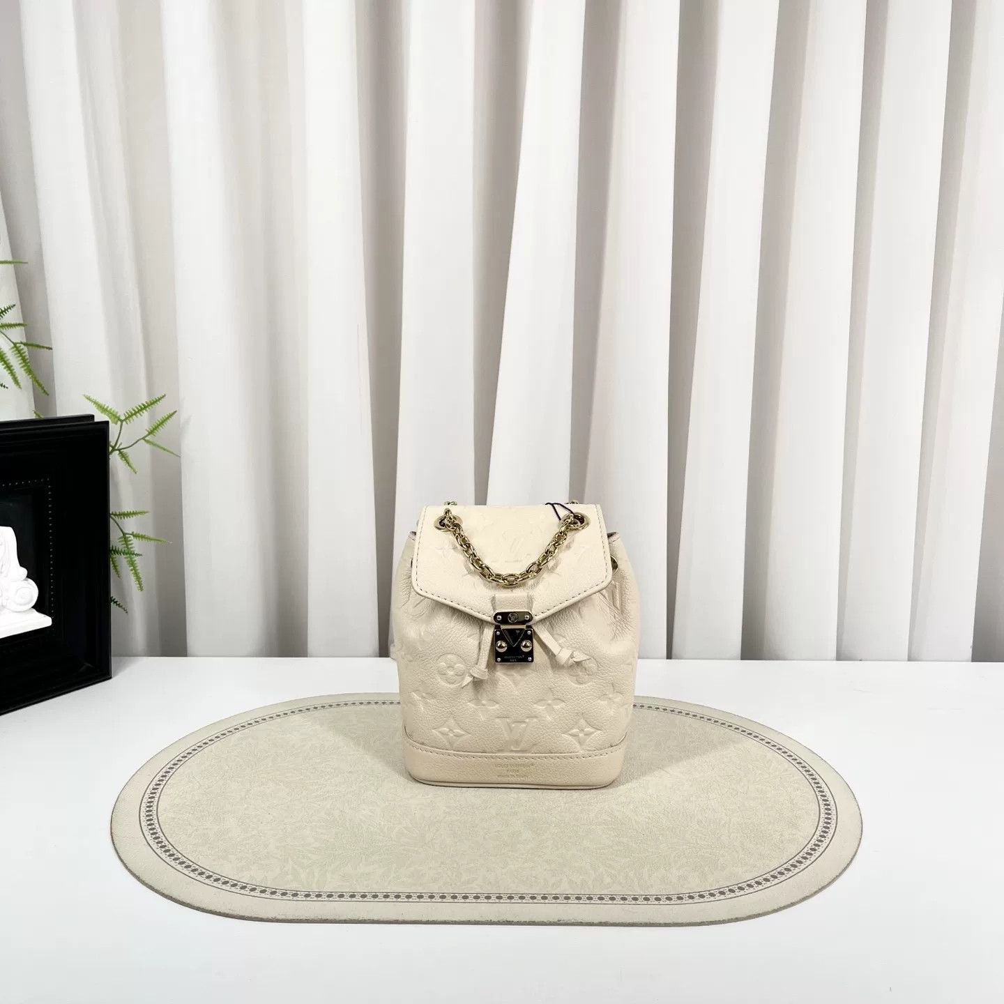 Louis Vuitton Pre-loved Bag Very good condition Size ONE SIZE - 1 Thumbnail