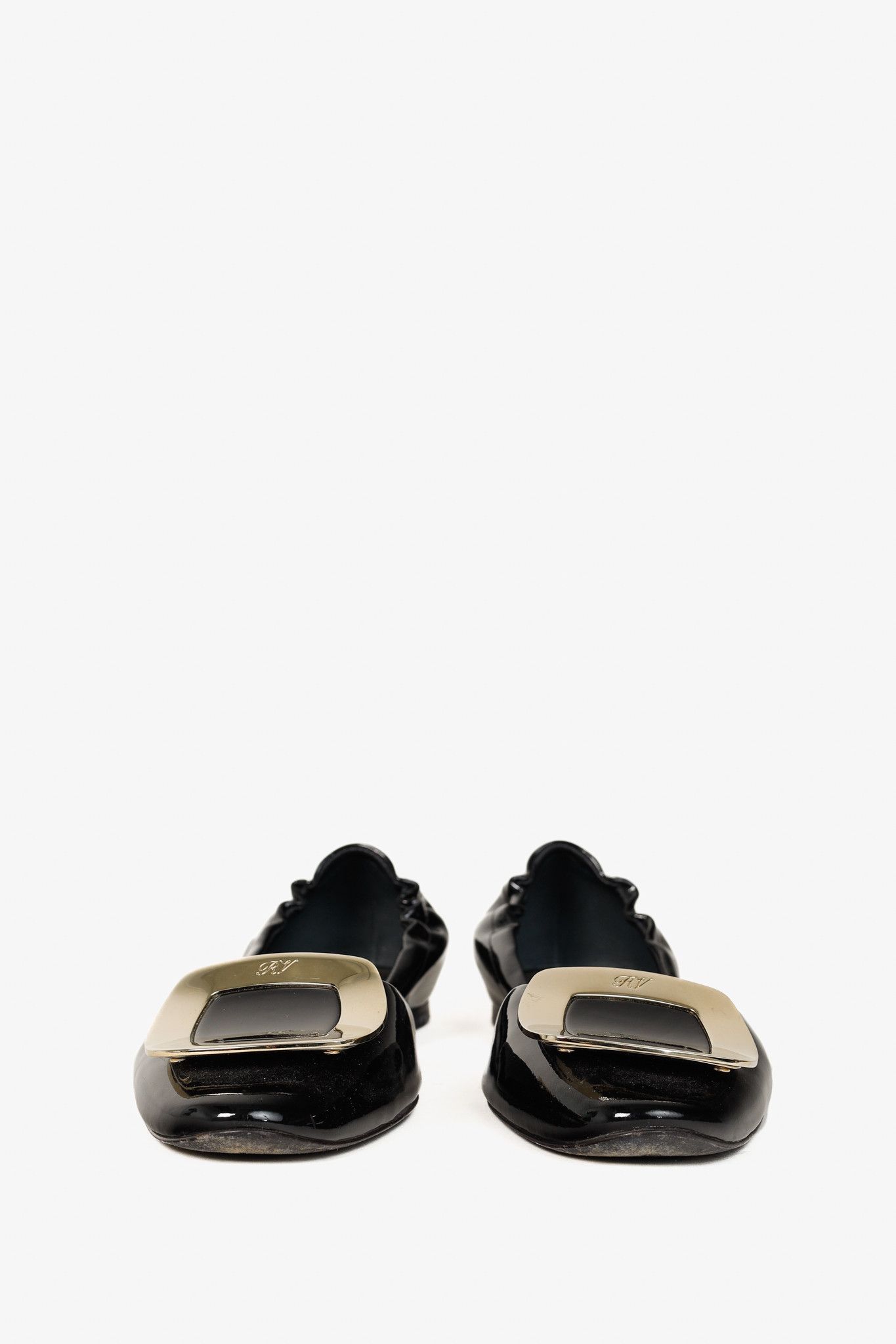Roger Vivier Roger Vivier Chips Black Patent Leather Buckle Scrunch Flats Size US 5.5 / IT 35.5 - 3 Thumbnail
