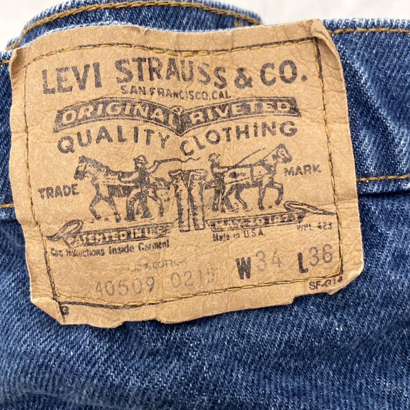 Levi's VINTAGE Levi's Jeans Men 34x36 40509-0215 Orange Tab 80s Denim Straight 5-Pocket Blue Blue Jeans 80s Mens Regular Leather? Size US 34 / EU 50 - 3 Thumbnail