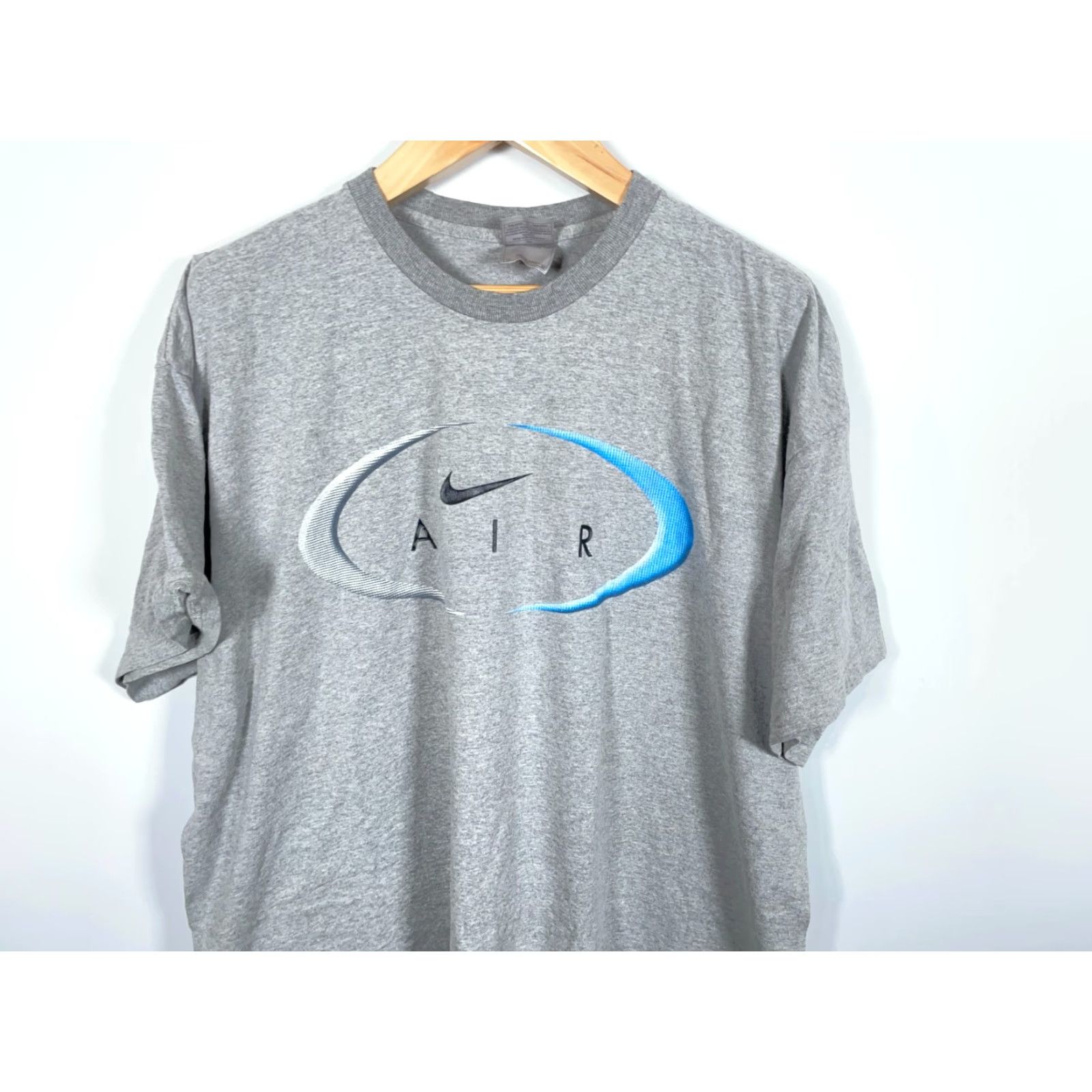 Nike Vintage Nike Air T-Shirt Men 2XL Gray Short Sleeve Crew Neck Double-Sided Print USA Made 2000s 90s Hipster Retro Graphic Size US XXL / EU 58 / 5 - 4 Thumbnail