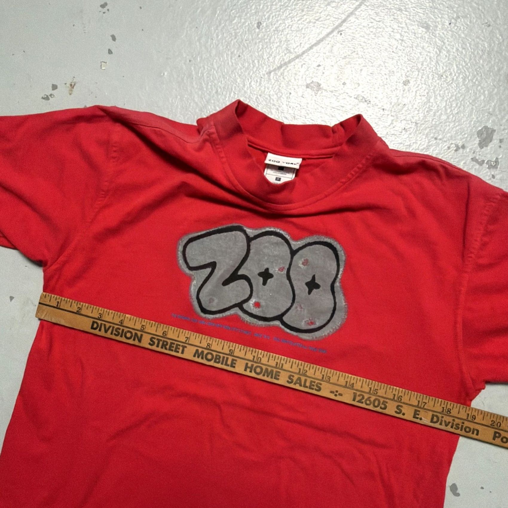 Zoo York VINTAGE ZOO YORK T-Shirt S Red New York NY Street Skateboarding Mock Neck 1990s-Y2K Size US S / EU 44-46 / 1 - 6 Thumbnail