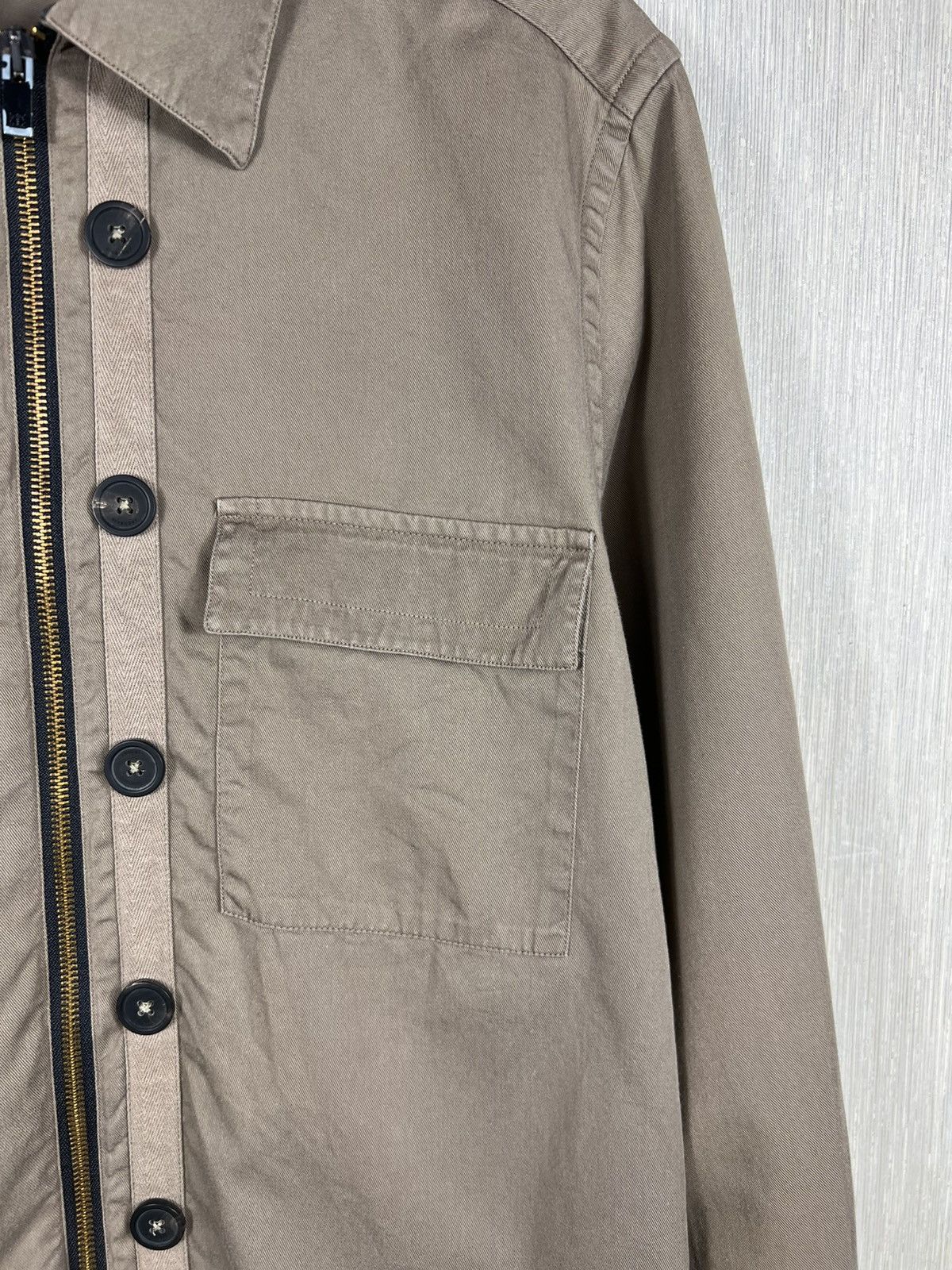 Givenchy Archival Givenchy zip overshirt jacket buttons shirt pockets Size US M / EU 48-50 / 2 - 6 Thumbnail