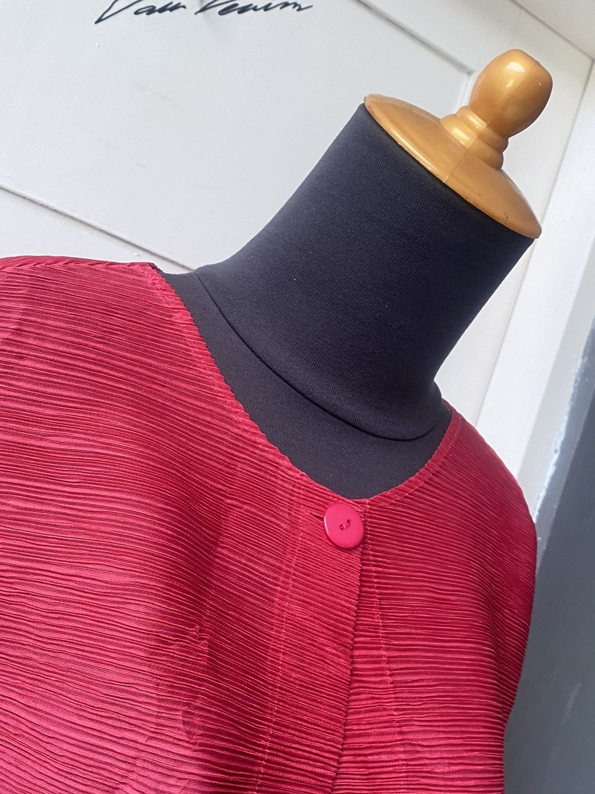 Issey Miyake KOIBITO MISAKI Issey Miyake Pleats Pink Outer Size US S / EU 44-46 / 1 - 9 Thumbnail