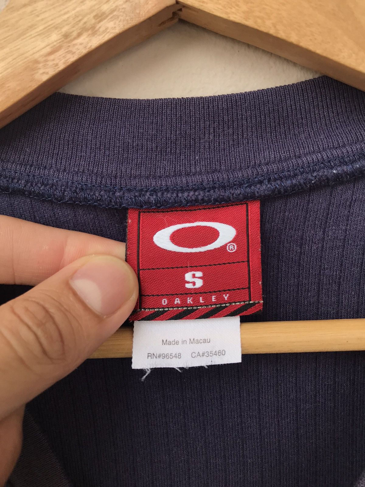 Oakley Vintage Oakley Knitted Vest Size US S / EU 44-46 / 1 - 5 Thumbnail