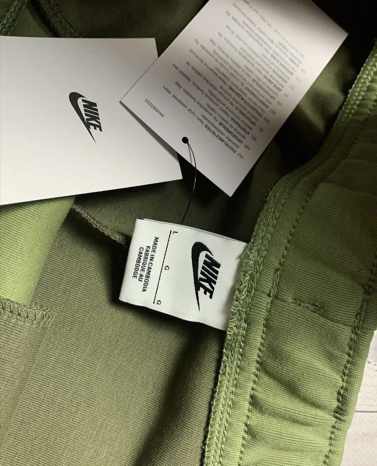 Vintage Nike tech fleece tracksuit Aligator green rare size : L,XL Size US L / EU 52-54 / 3 - 2 Thumbnail