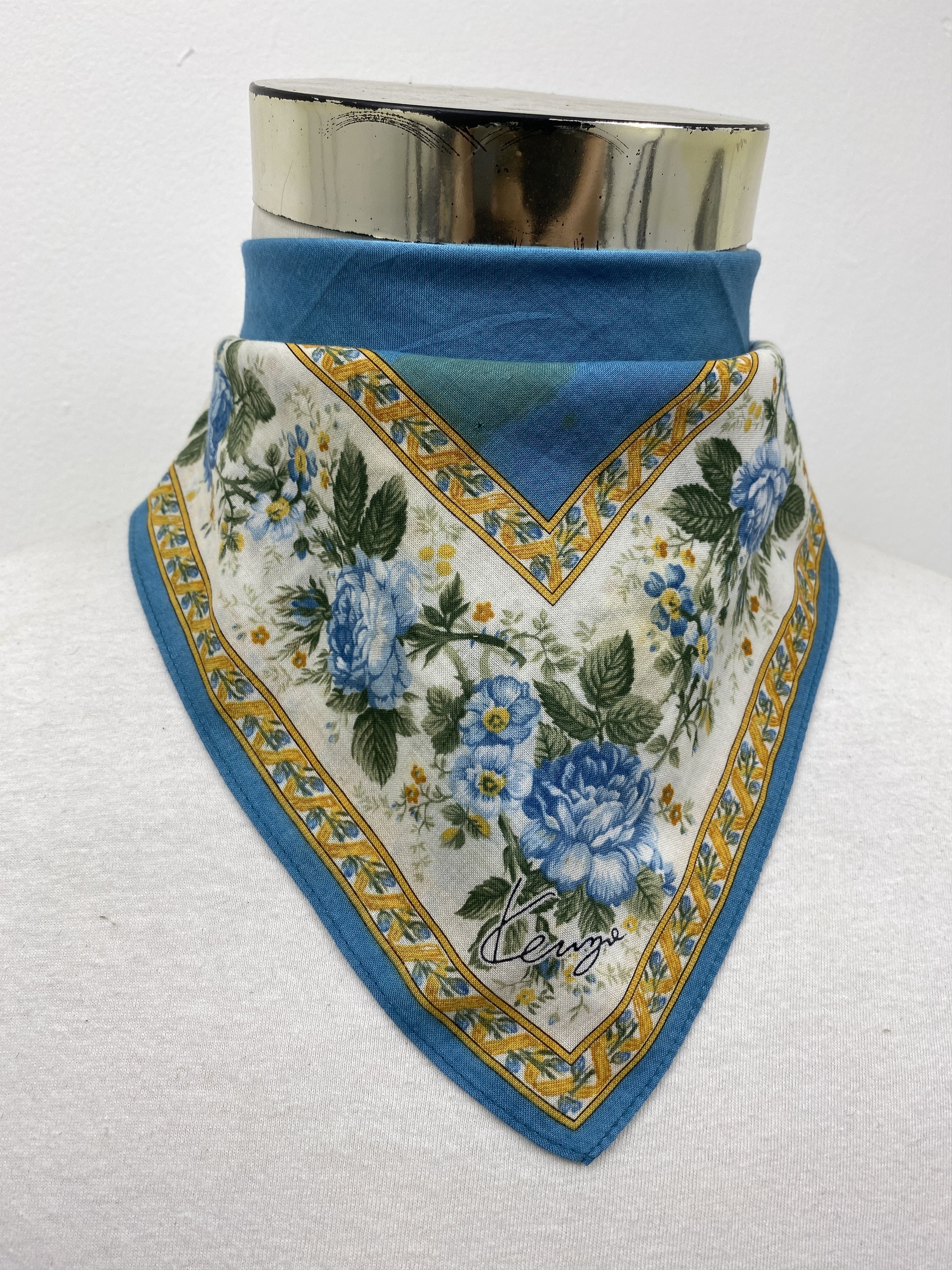Kenzo × Vintage Kenzo Handkerchief / Bandana / Neckerchief HKC0335 Size ONE SIZE - 1 Thumbnail