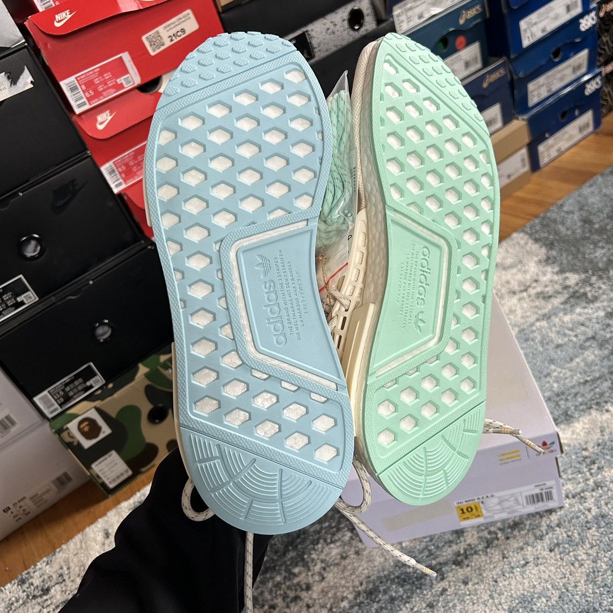 Adidas × Pharrell GW0246 HUMAN RACE NMD NERD CHALK WHiTE GLOW ORANGE MiNT Size US 10.5 / EU 43-44 - 11 Thumbnail