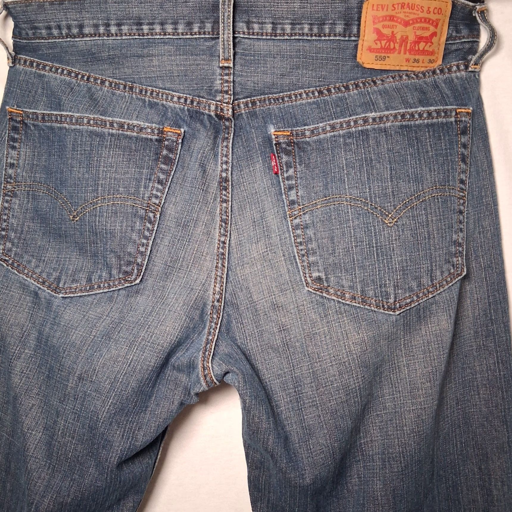 Levi's VINTAGE Levi's 559 Jeans 36x29 Men Medium Wash Blue Distressed Work Pants Levi's 559 Straight 5-Pocket Denim Denim Regular Mens Size US 36 / EU 52 - 4 Thumbnail