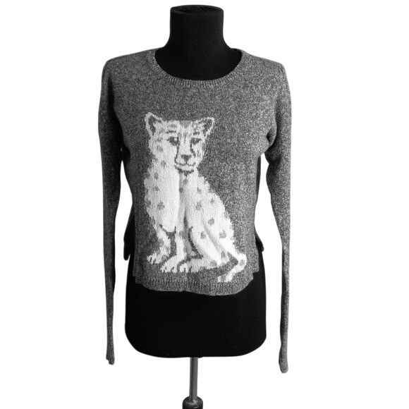 Hollister Hollister Size XS Womens Gray Knit Sweater White Cheetah Gra Size XS / US 0-2 / IT 36-38 - 1 Thumbnail