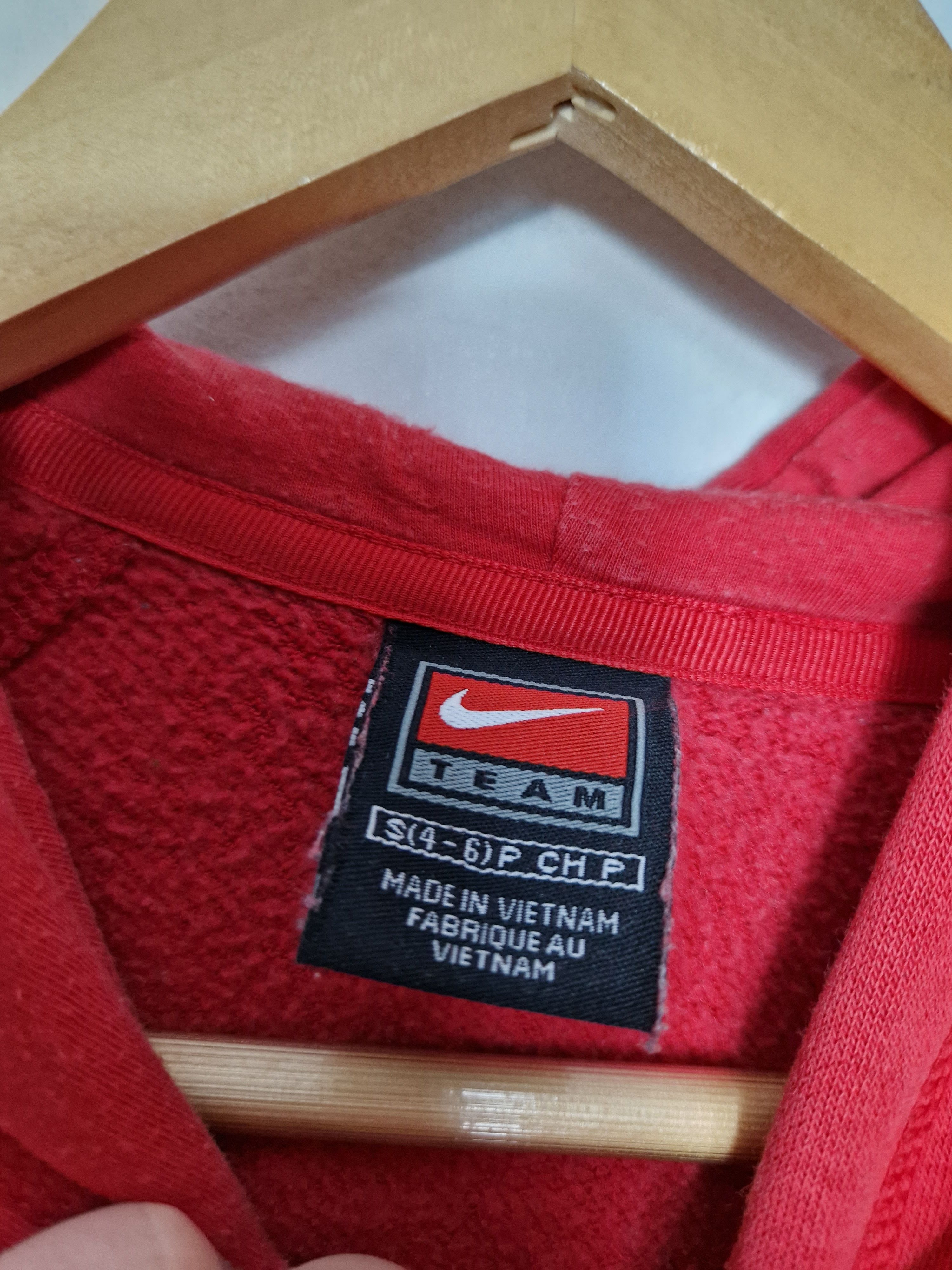 Nike × Vintage Nike Wisconsin vintage 90s sweatshirt Size S / US 4 / IT 40 - 4 Thumbnail