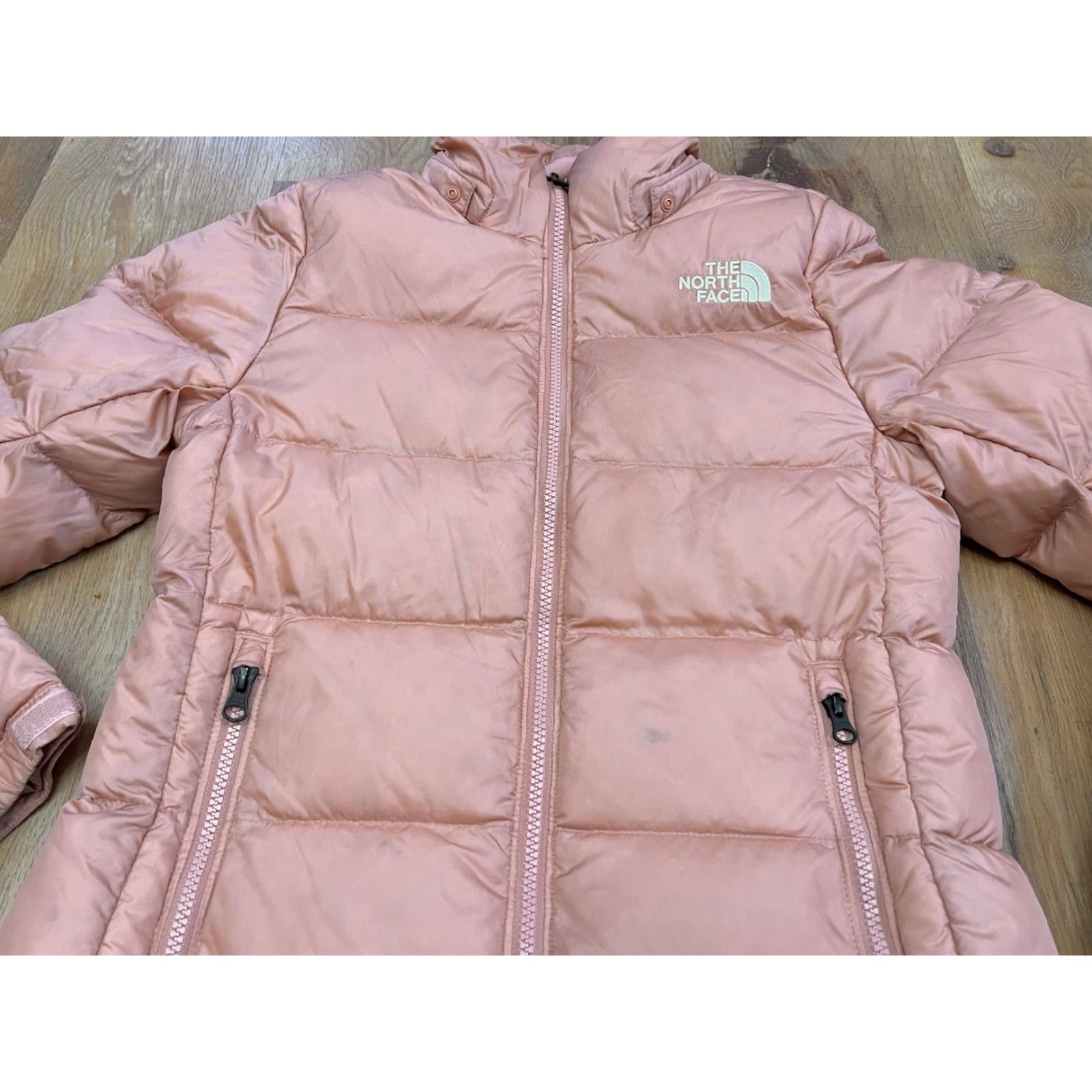 The North Face The North Face Women's Metropolis Parka III Puffer Jacket XS Rose Dawn No Hood Spots Size XS / US 0-2 / IT 36-38 - 5 Thumbnail