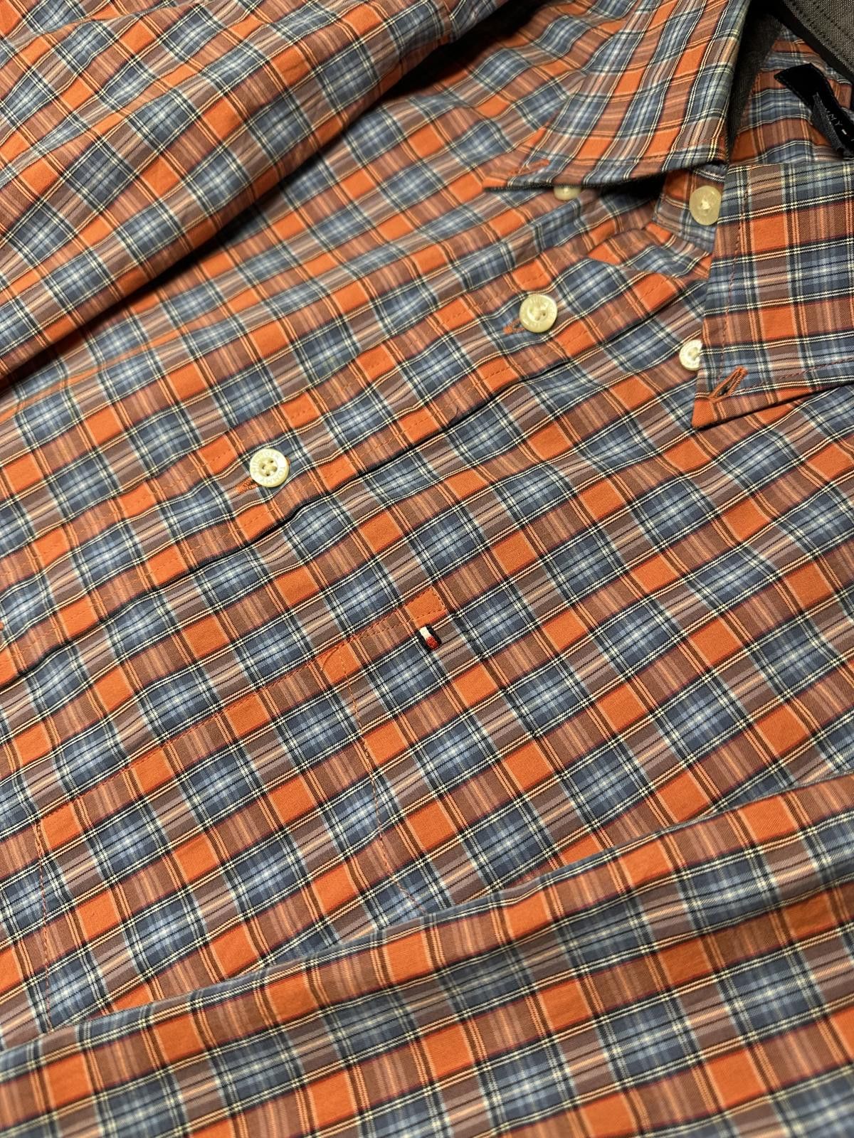 Tommy Hilfiger Plaid Long-Sleeve Shirt - Stylish and Comfortable Size US L / EU 52-54 / 3 - 4 Thumbnail