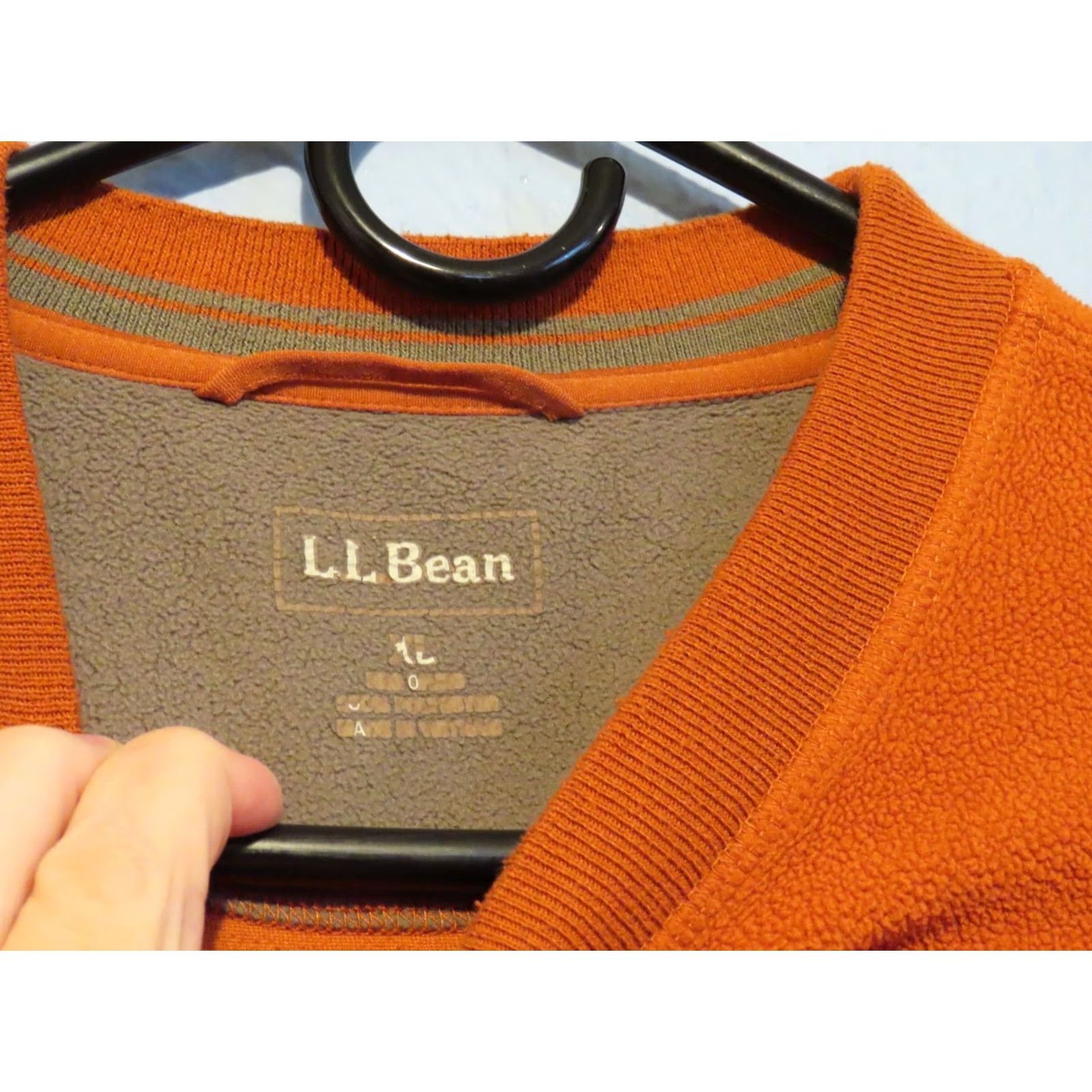 Vintage VINTAGE? READ LL Bean Mens Sweatshirt Long Sleeve Orange Pullover Crewneck XL Orange Copper Sweatshirt Men Regular Size XL Pullover Sweatshirt Size US XL / EU 56 / 4 - 3 Thumbnail
