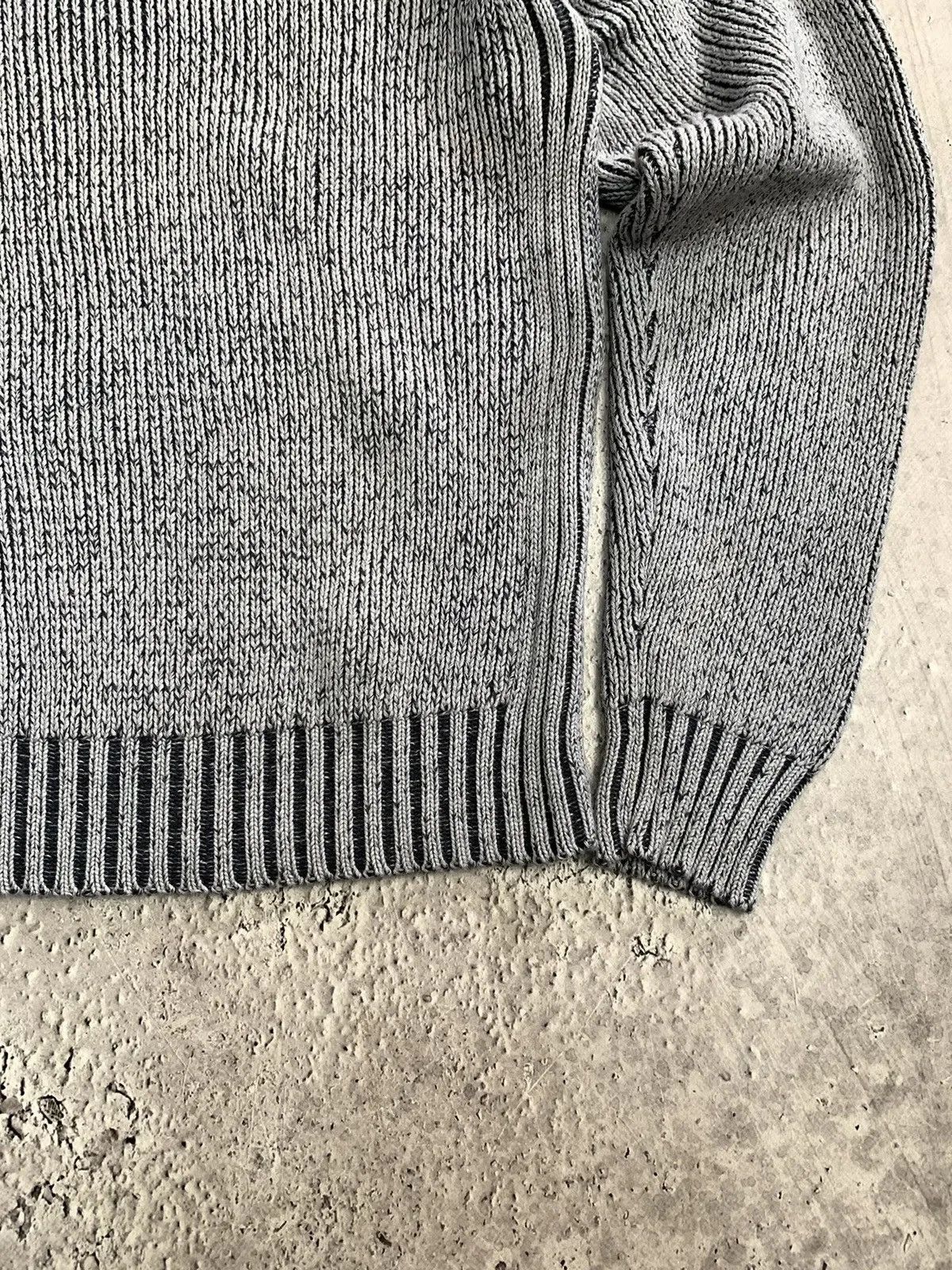 Japanese Brand SALE💣💣 Vintage Y2K Diesel Distressed Faded Effect sweater Size US L / EU 52-54 / 3 - 4 Thumbnail
