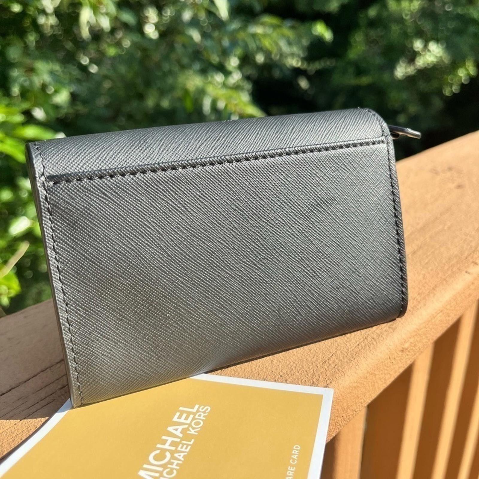 Michael Kors Michael Kors Wallet And Card Holder Set NWT Size ONE SIZE - 5 Thumbnail