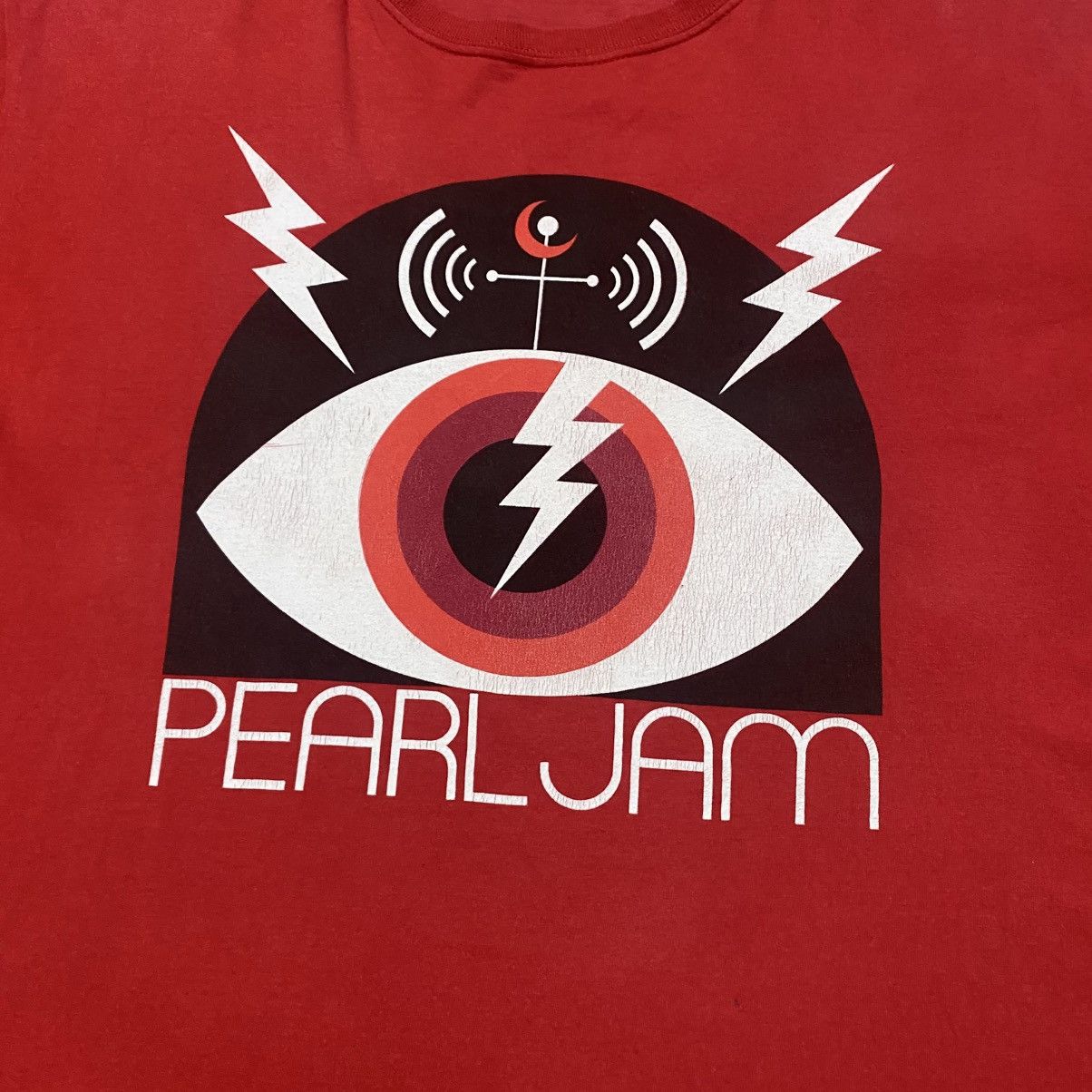 Band Tees Pearl Jam Lightning Bolt Tour 2014 Australia Size US XL / EU 56 / 4 - 9 Thumbnail