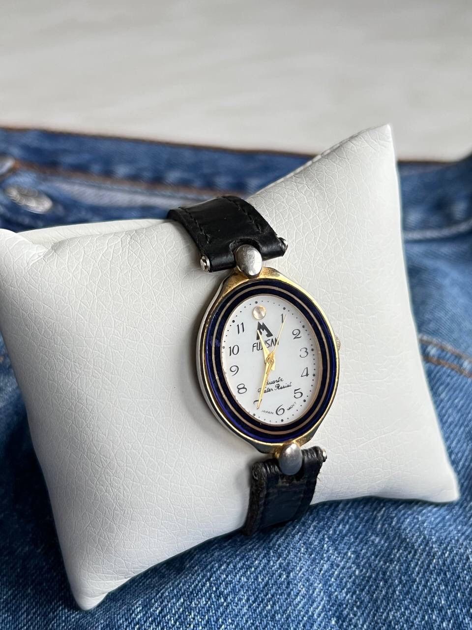 Vintage Futuristic Vintage Japanese Style Bracelet Leather Watch 90s Size ONE SIZE - 2 Thumbnail