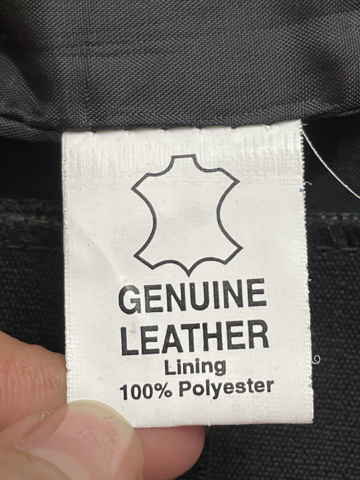 Vintage Vintage Brand Guide Gear Leather Vest 1970s Size US XL / EU 56 / 4 - 10 Thumbnail