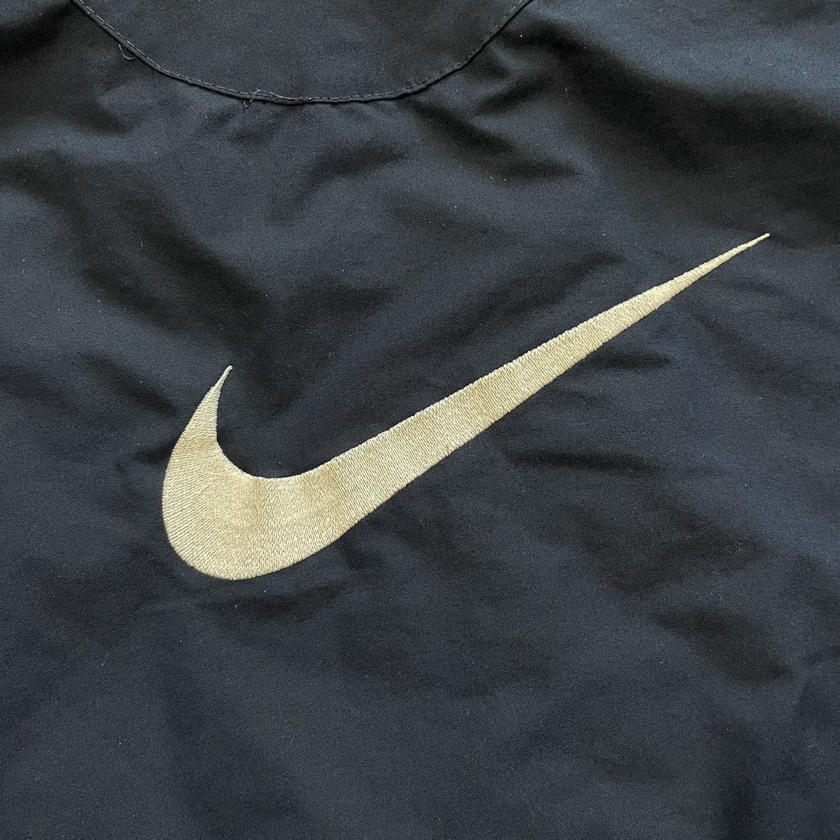 Nike Nike y2k Vintage Big Logo Light Micro Puffer Jacket Size US L / EU 52-54 / 3 - 12 Thumbnail