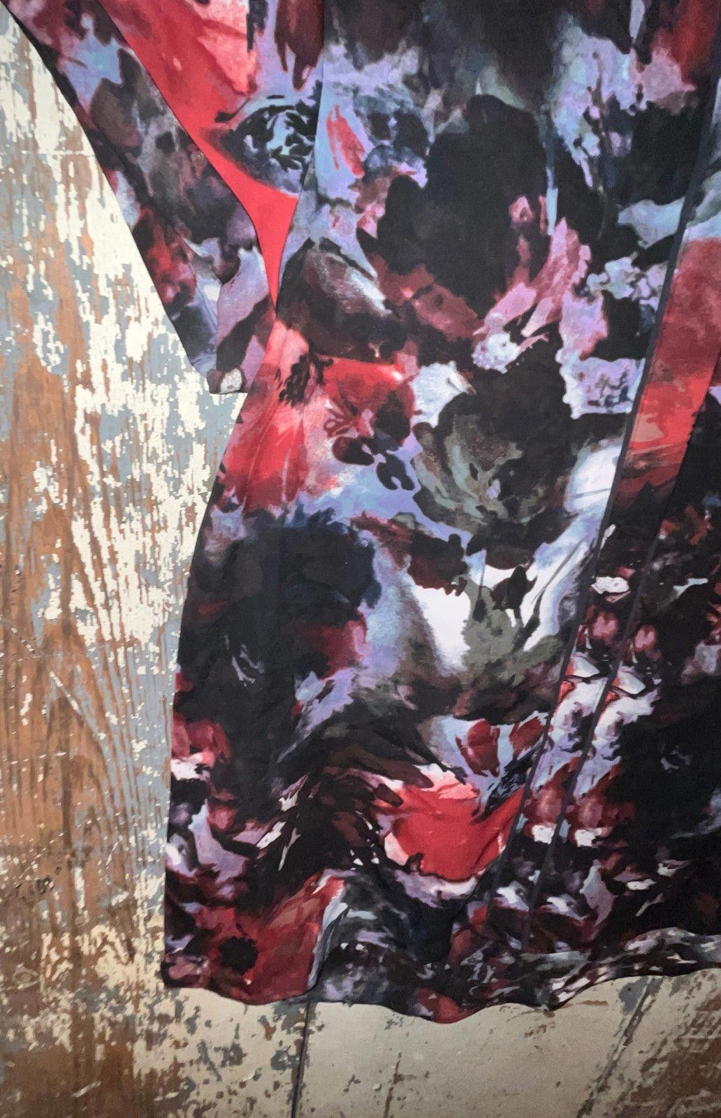 Designer Simply Vera Wang blouse, size Small Size S / US 4 / IT 40 - 2 Thumbnail