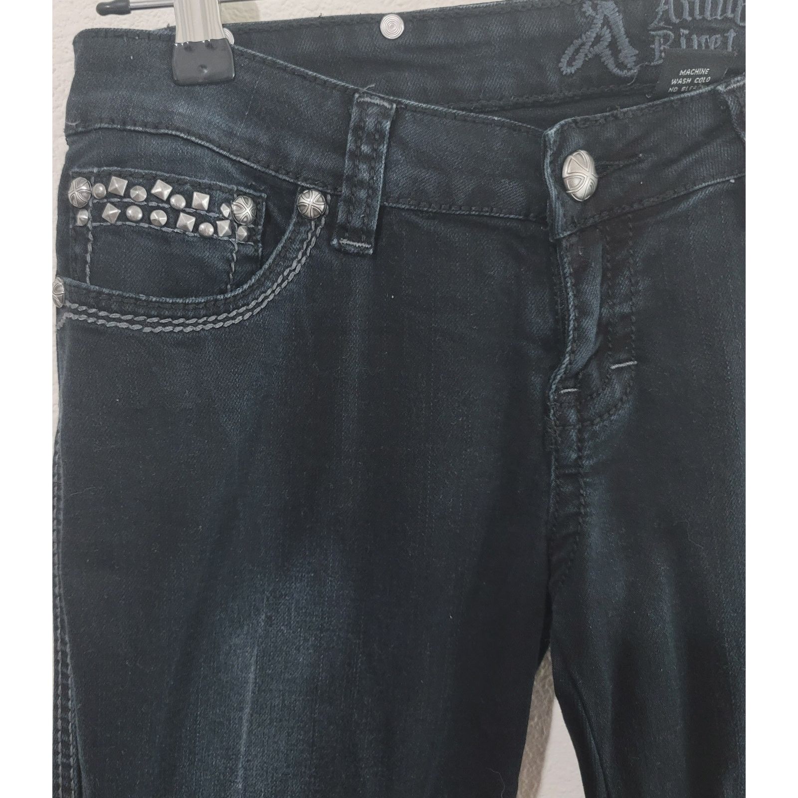 Other Antique Rivet Black Distressed Embellished Jeans 29 Size 32" / US 10 / IT 46 - 2 Thumbnail