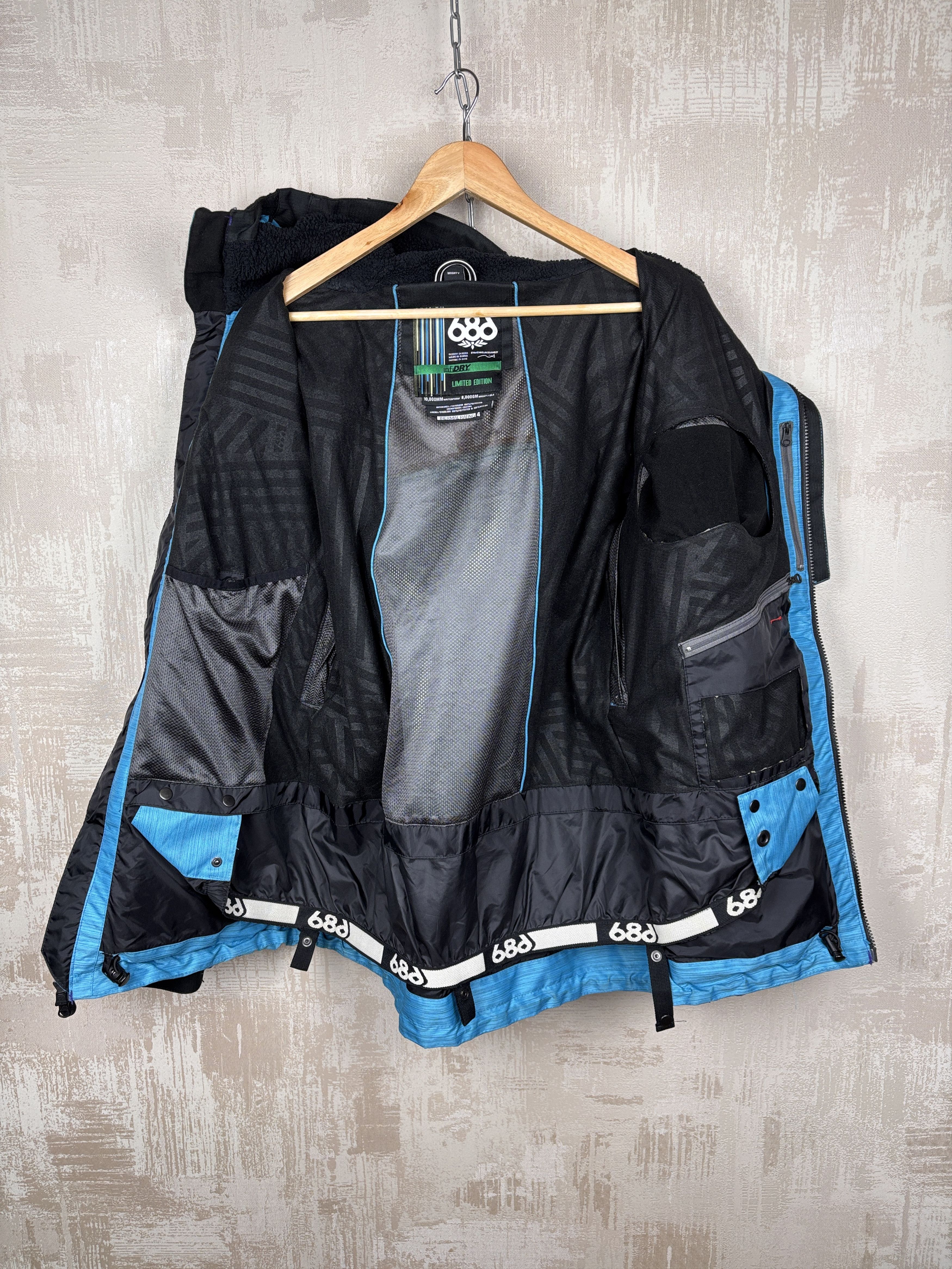 686 686 infidry Jacket Limited Edition Ski Snowboard Size US S / EU 44-46 / 1 - 15 Thumbnail
