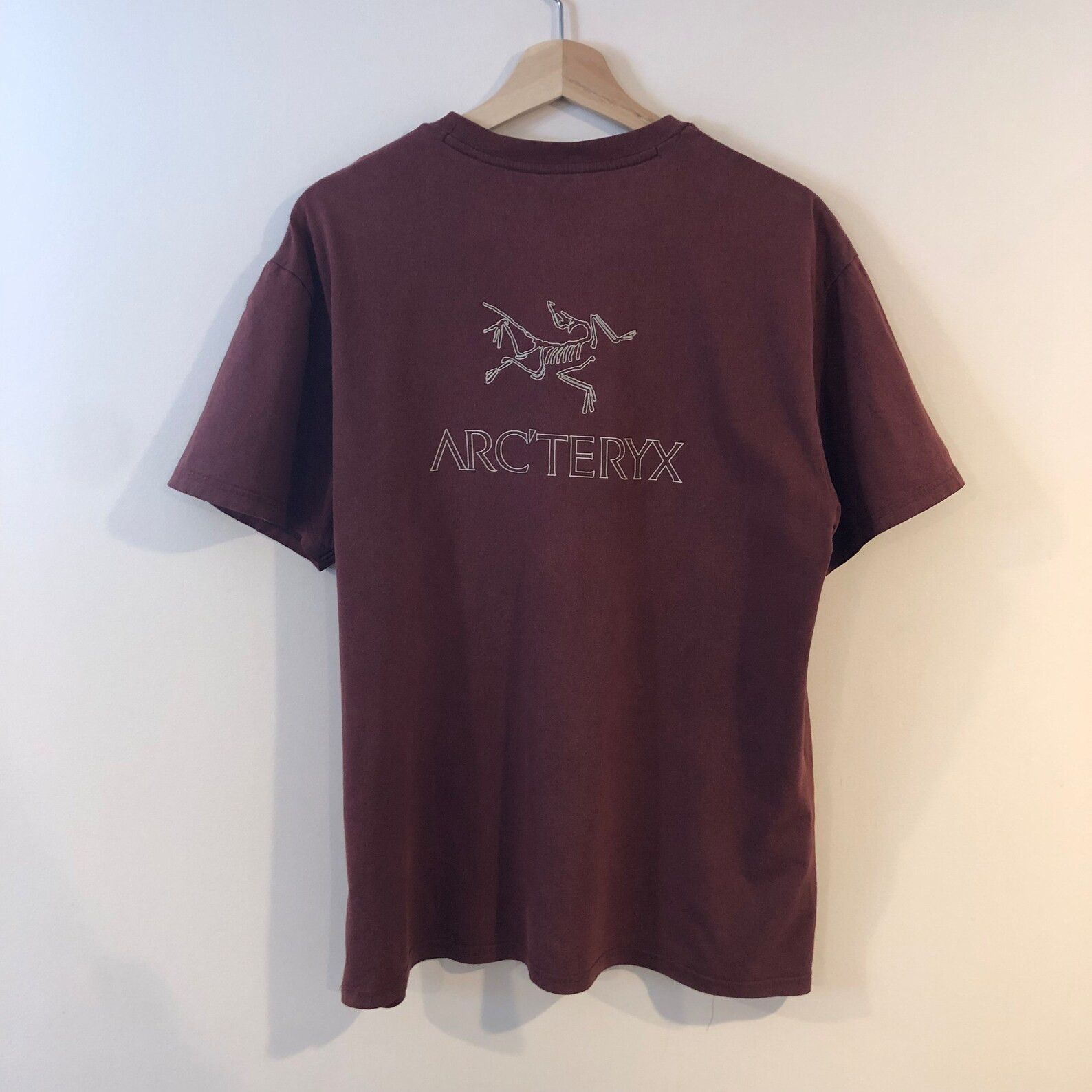 Arc'teryx Vintage Arc'teryx Logo T-shirt Size US L / EU 52-54 / 3 - 2 Thumbnail
