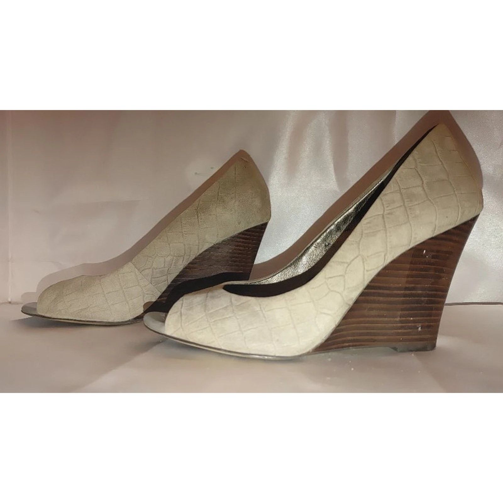 Banana Republic Banana Republic Wedge Leather Heels Size 10 Size US 10 / IT 40 - 3 Thumbnail