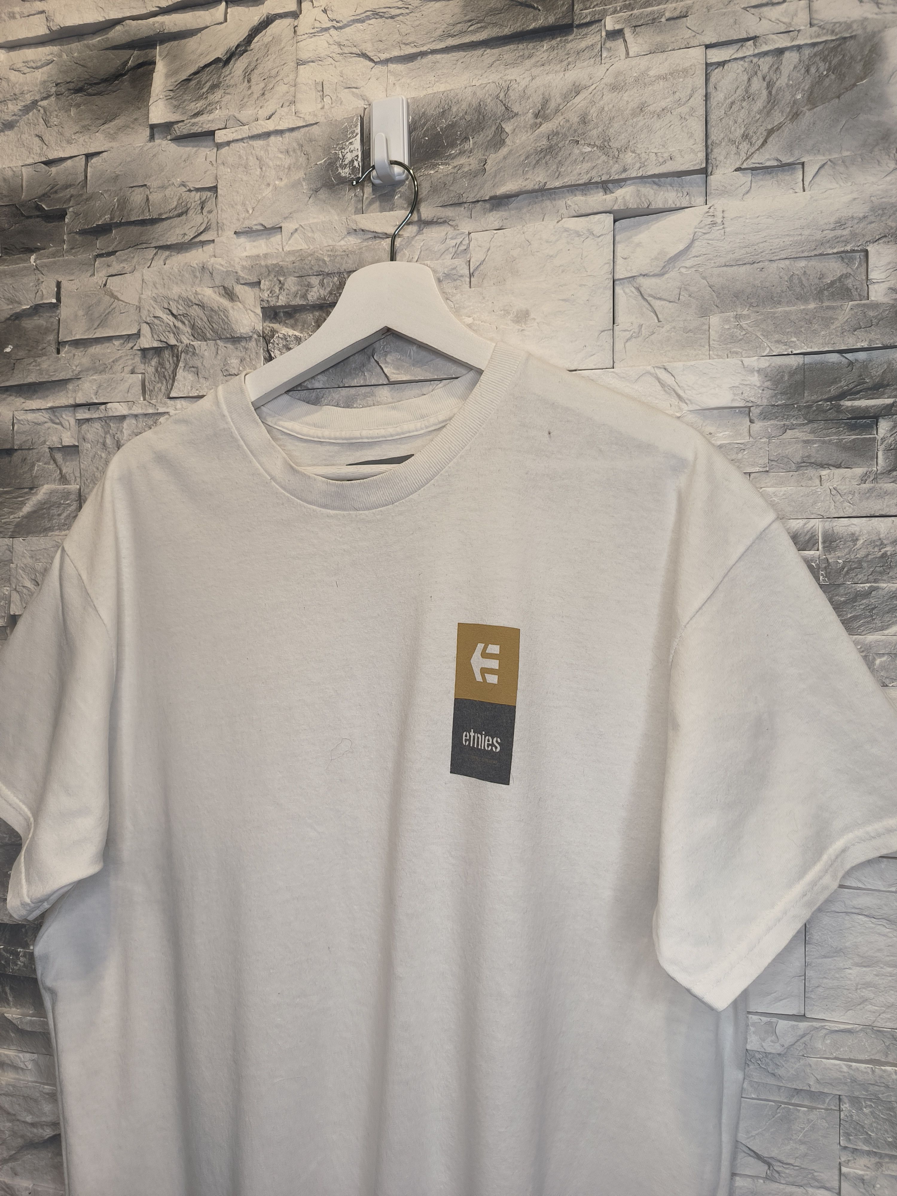 Etnies Etnies T-Shirt Logo Basic Tee White Size US L / EU 52-54 / 3 - 2 Thumbnail