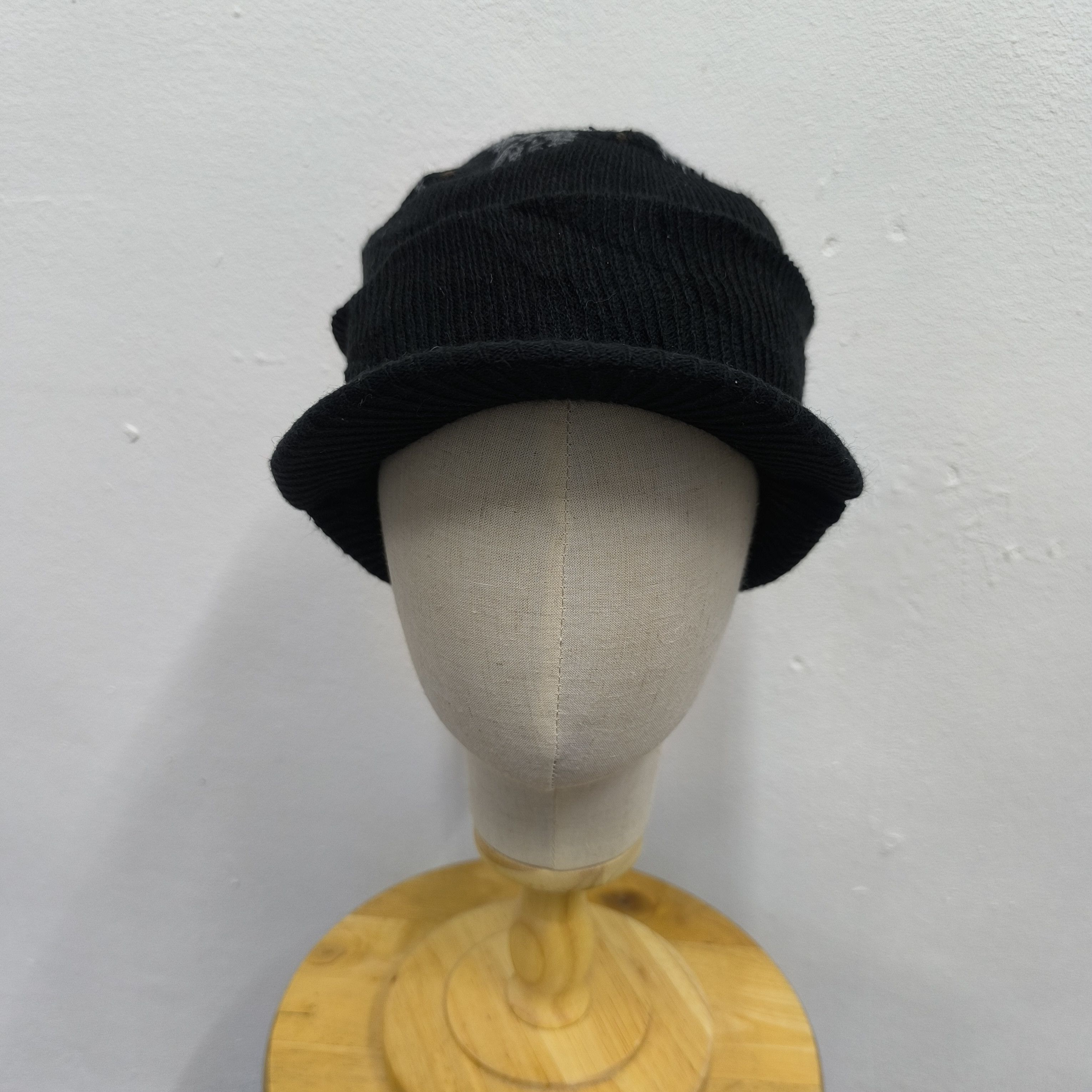 Japanese Brand ✨Thinsulate visor beanie hat Size ONE SIZE - 2 Thumbnail