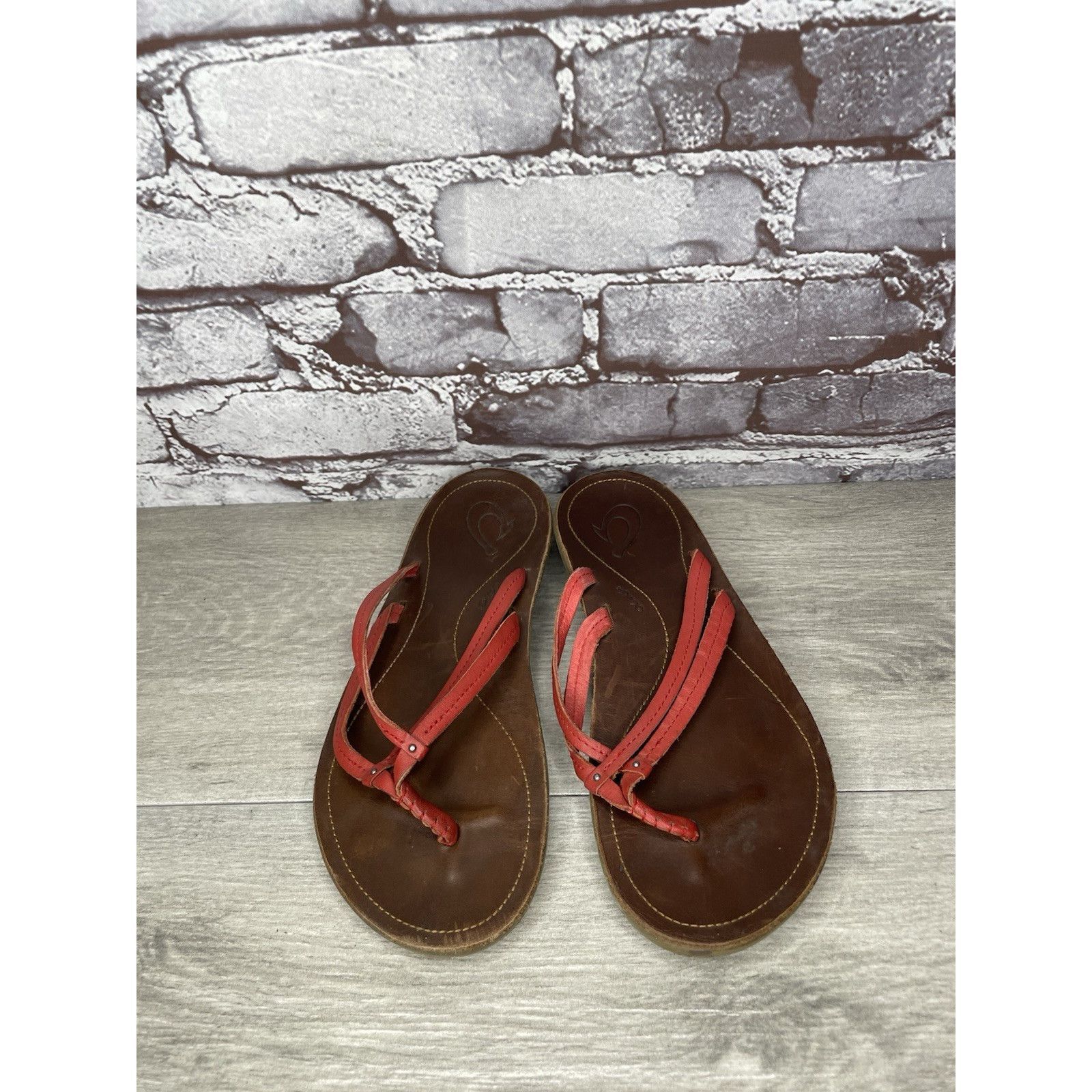 Olukai Olukai U'I-W Red Leather Thong FlipFlop Casual Slide Sandals Size US 8 / IT 38 - 3 Thumbnail