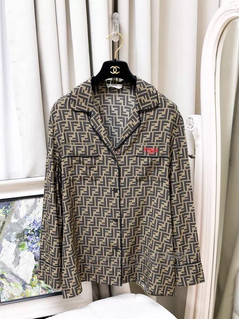 Fendi Fendi Brown Monogram Printed Logo Mulberry Silk Shirt Size S / US 4 / IT 40 - 1 Thumbnail