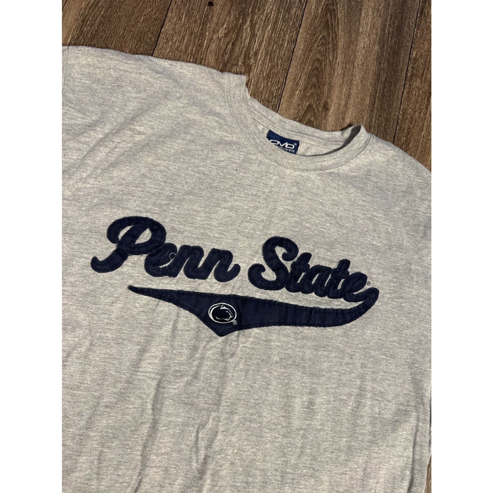 Penn VINTAGE Penn State Nittany Lions 90s Embroidered Grey Blue T-Shirt XL Men Blue 90s Embroidered Penn State Nittany Lions Shirt XL Mens Size US XL / EU 56 / 4 - 3 Thumbnail