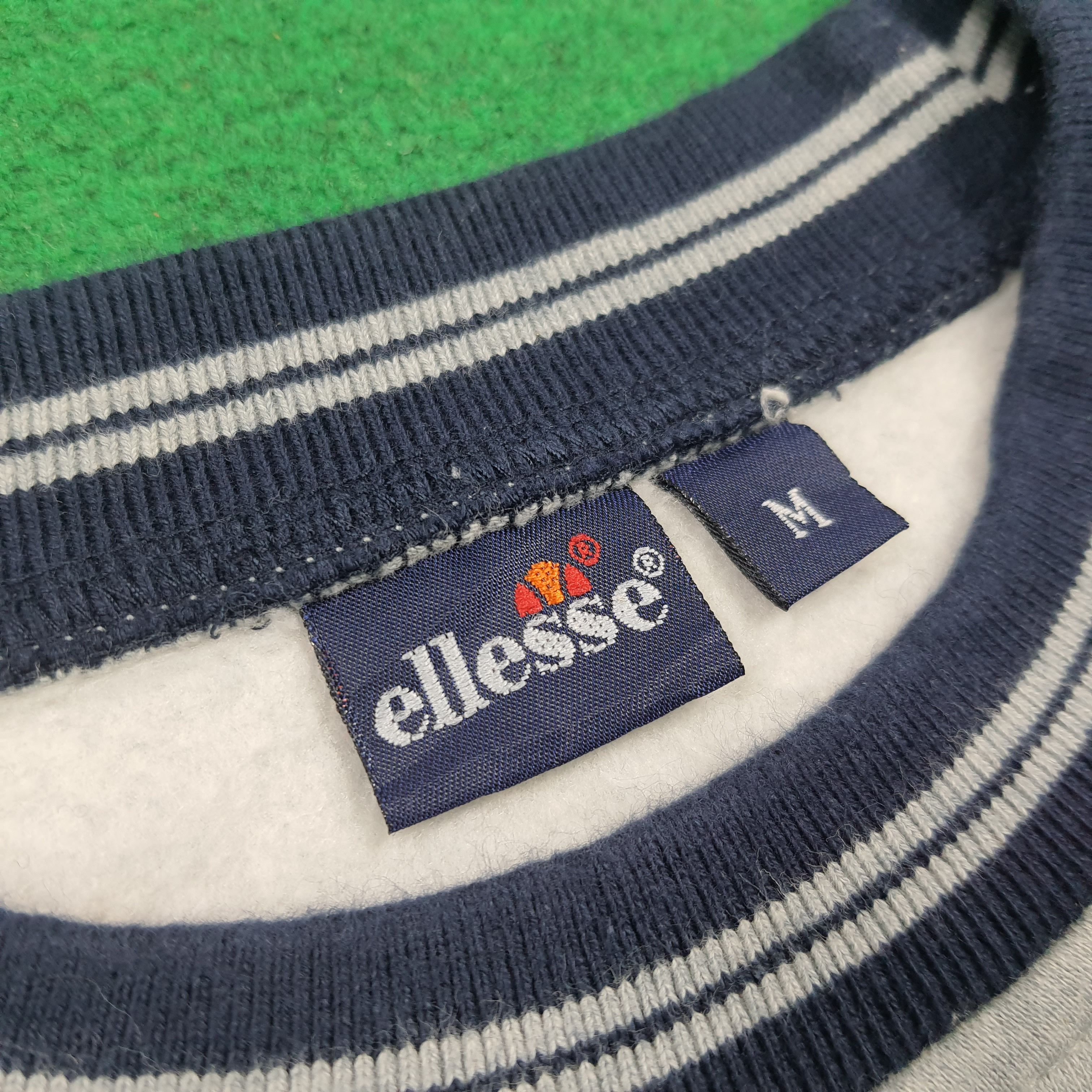 Ellesse Vintage Ellesse Perugia Italia Designer Sweatshirt C287N17 Size US M / EU 48-50 / 2 - 6 Thumbnail