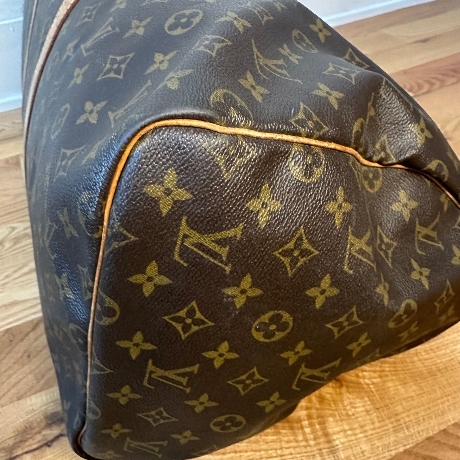Louis Vuitton Vintage Louis Vuitton 1994 Keepall 55 Bag Size ONE SIZE - 19 Thumbnail