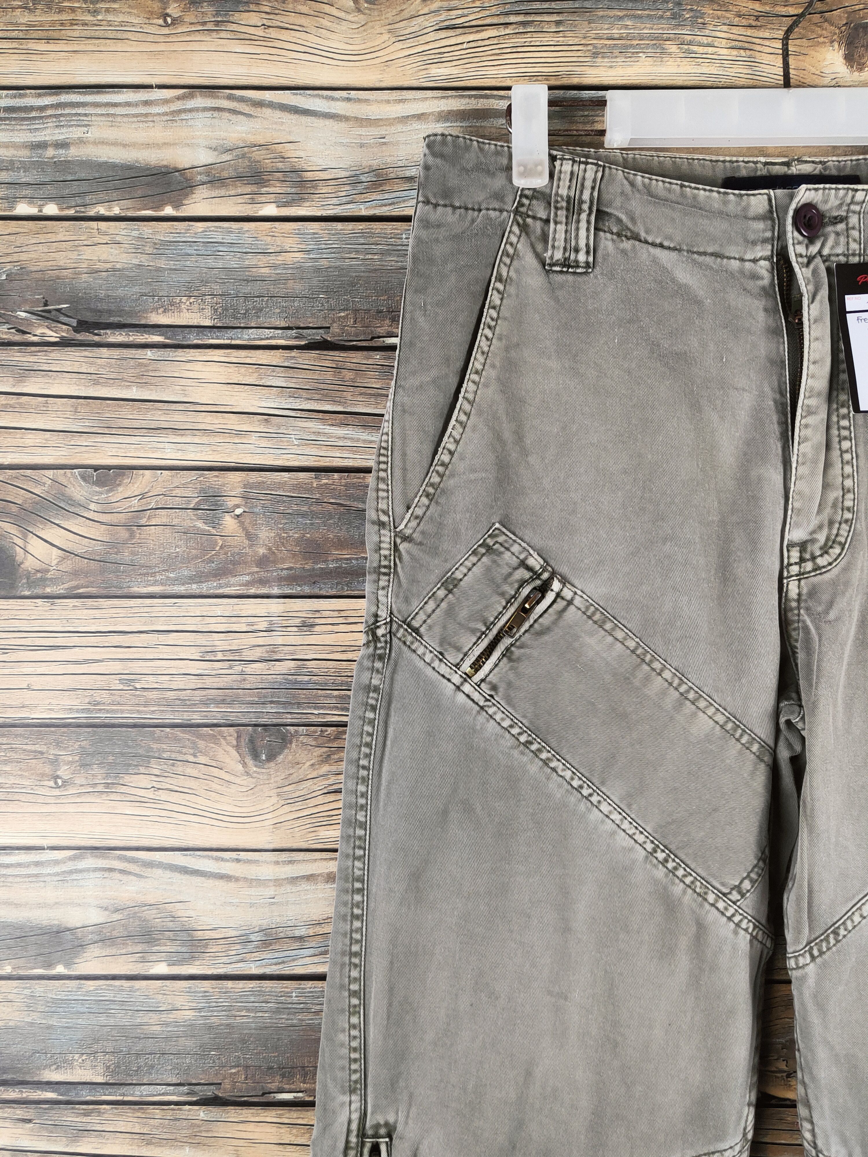 French Connection DL French Connection Olive Multipocket Cargo Pants #46-133 Size US 30 / EU 46 - 3 Thumbnail