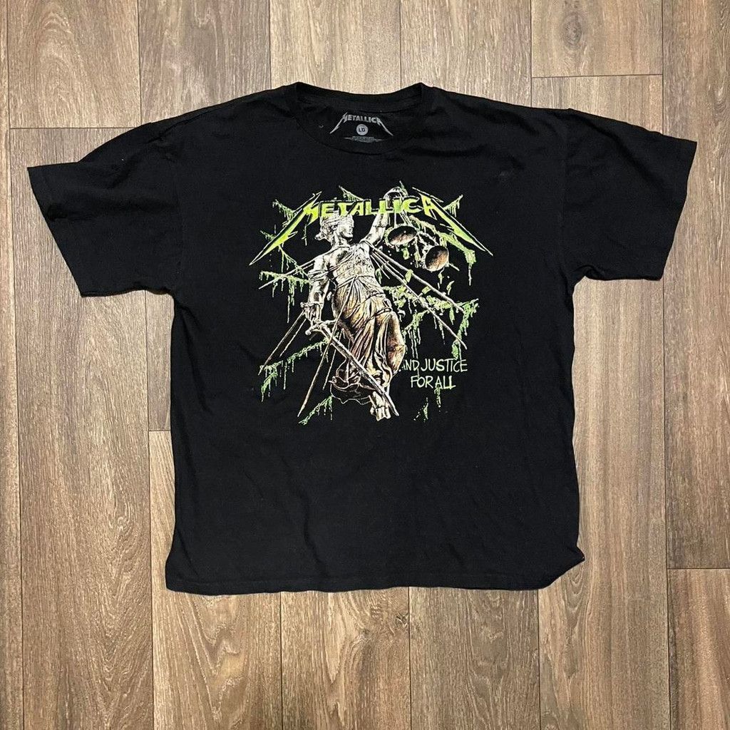 Metallica Metallica vtg black band tee w/green graphic size L Size US L / EU 52-54 / 3 - 1 Thumbnail