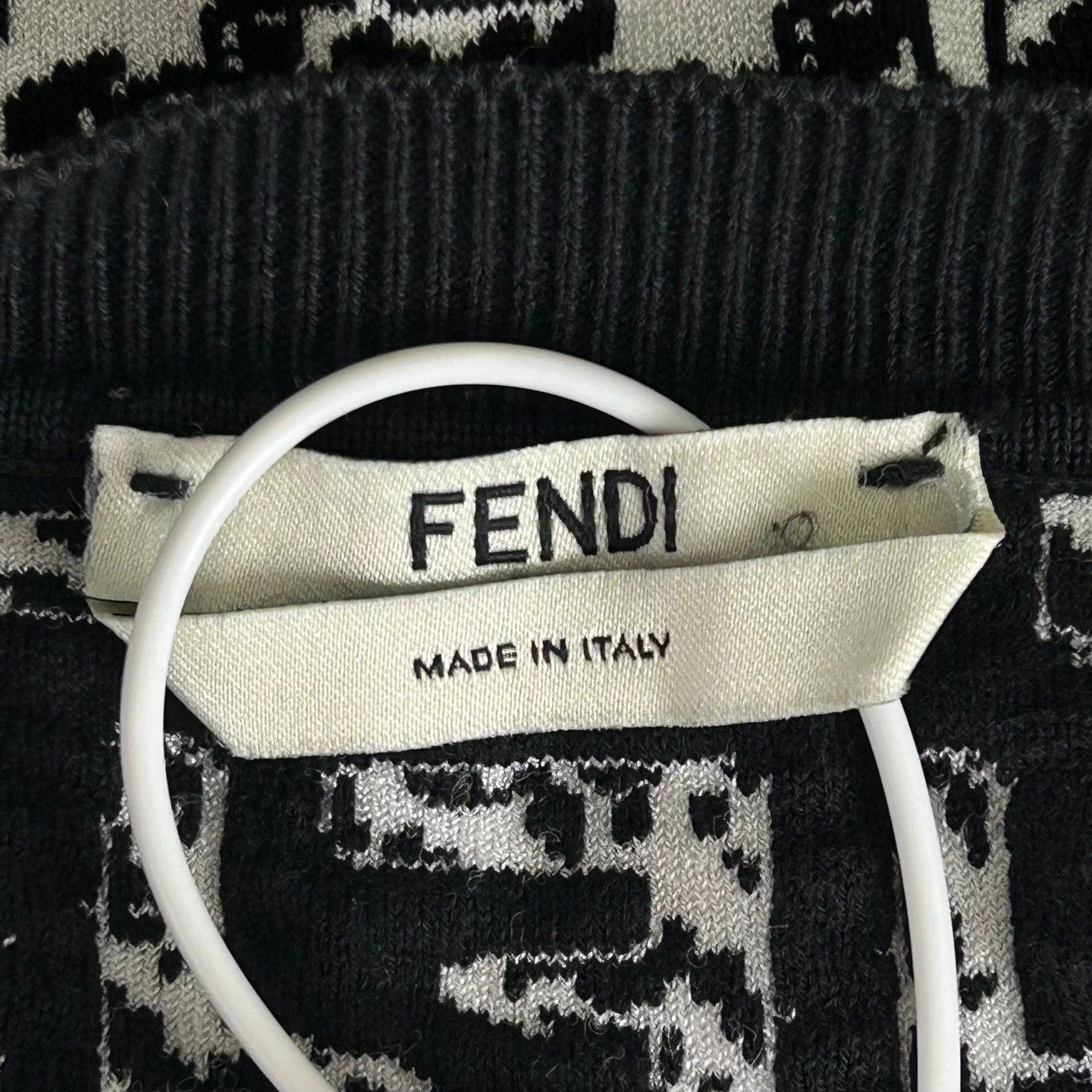 Fendi FENDI all over logo knit short sleeve tee 38 Size XS / US 0-2 / IT 36-38 - 3 Thumbnail