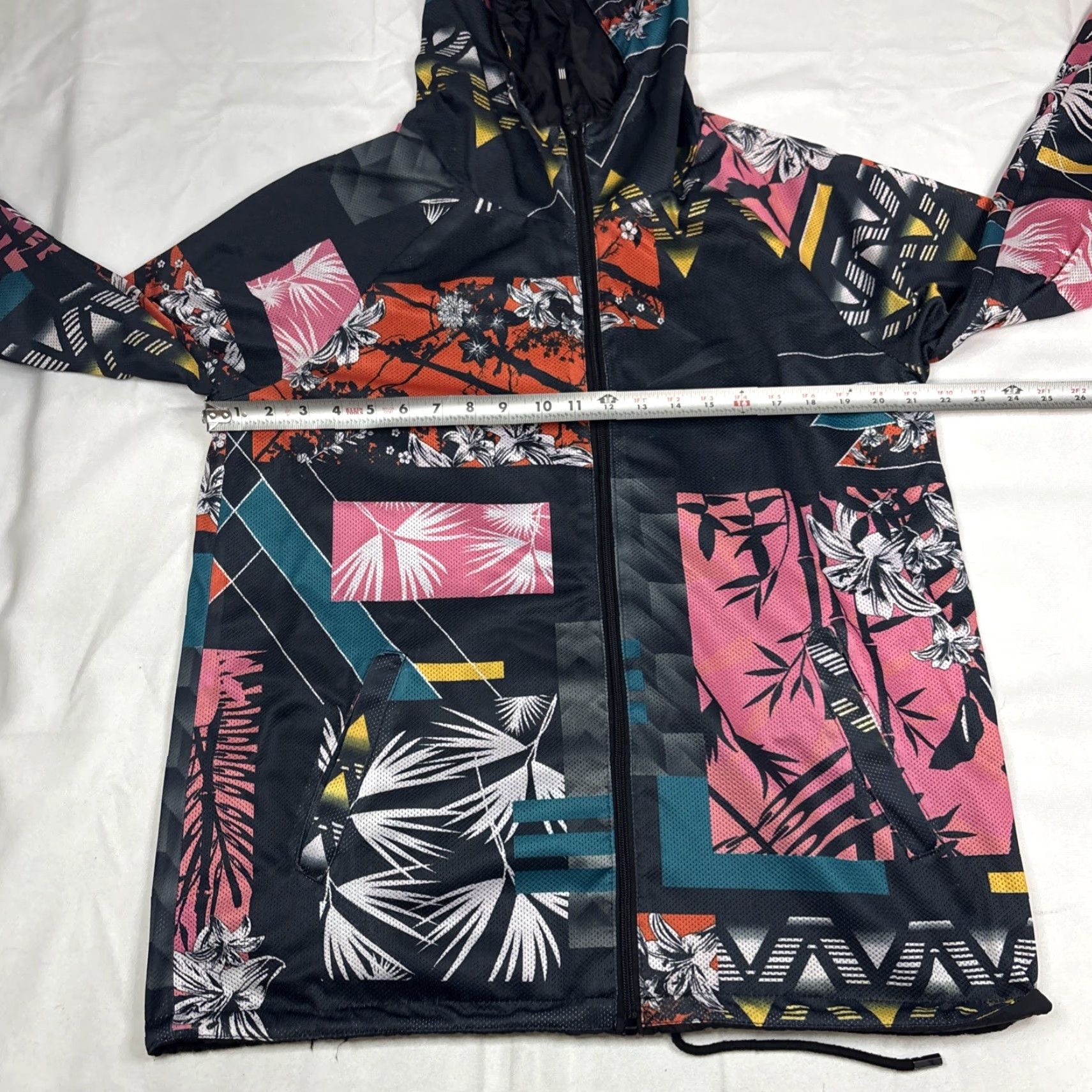Adidas VINTAGE Adidas Full Zip Reversible Track Jacket Hoodie Mens Large Black And Floral Size US L / EU 52-54 / 3 - 5 Thumbnail