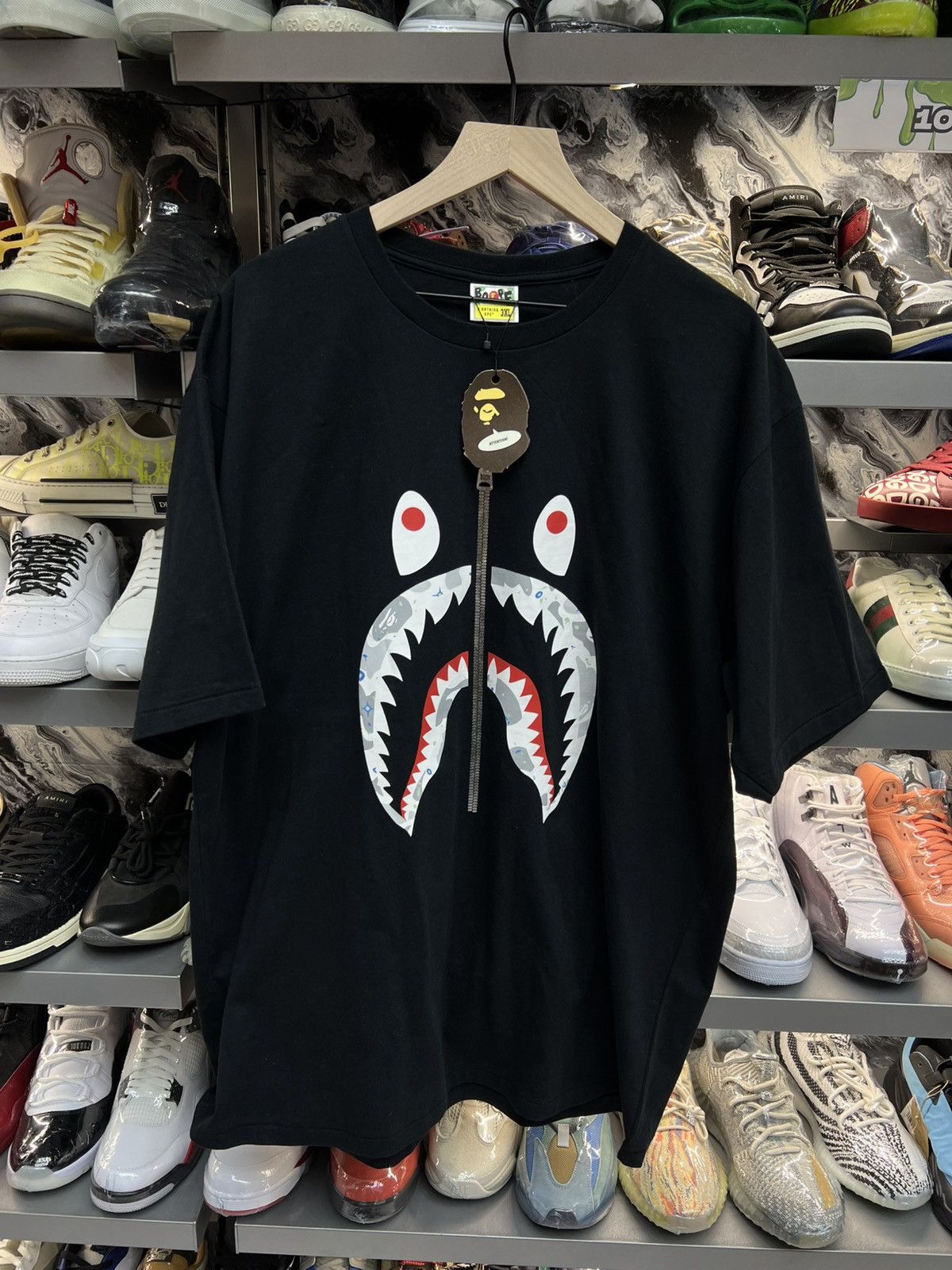 Bape Bathing Ape Shark T-Shirt Size US XXL / EU 58 / 5 - 1 Thumbnail
