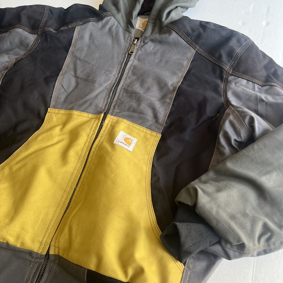 Carhartt Carhartt Rework custom color block hooded jacket size medium Size US M / EU 48-50 / 2 - 2 Thumbnail