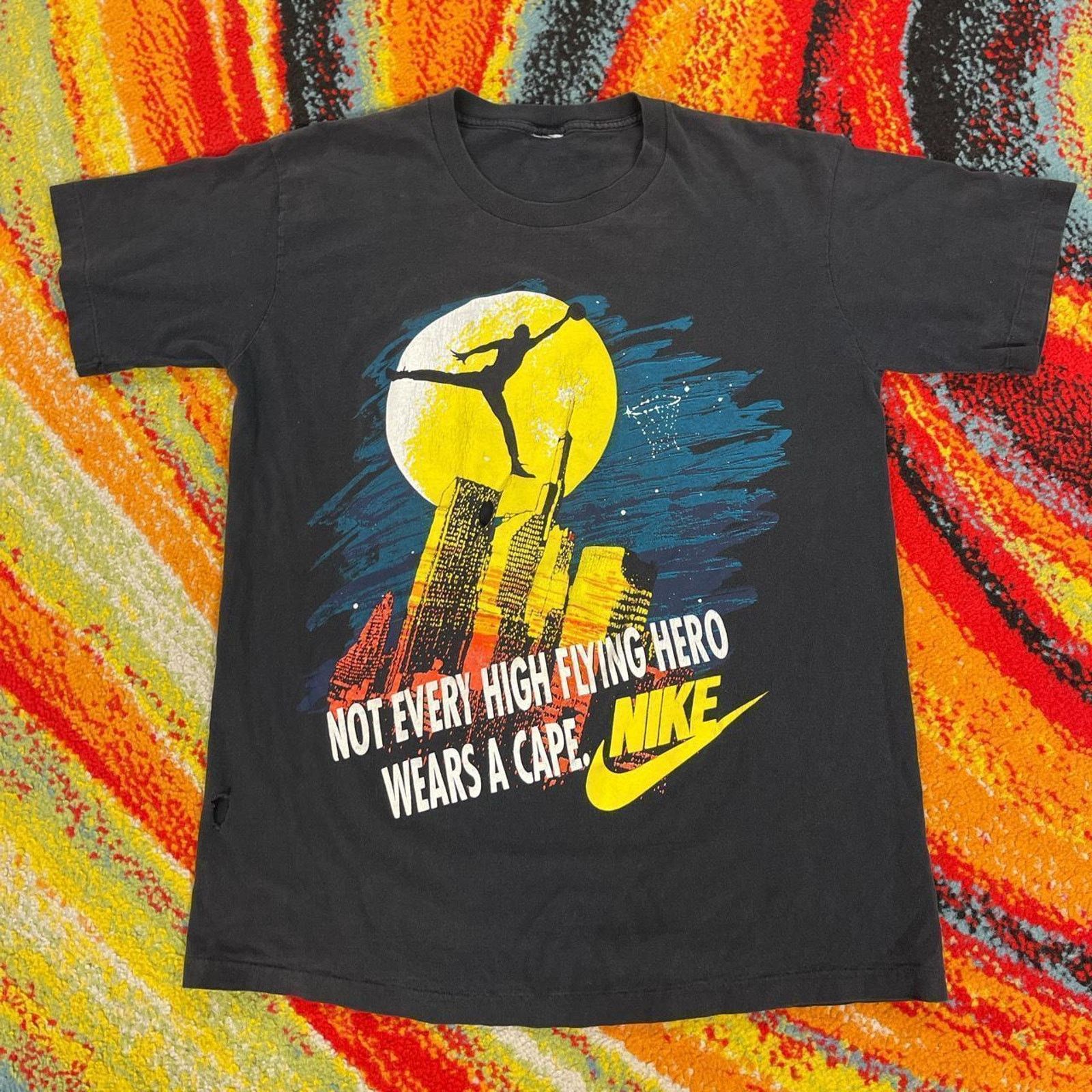 Nike Vintage Nike Jordan "Not Every Hero" 90s Graphic Tee Size US L / EU 52-54 / 3 - 1 Thumbnail