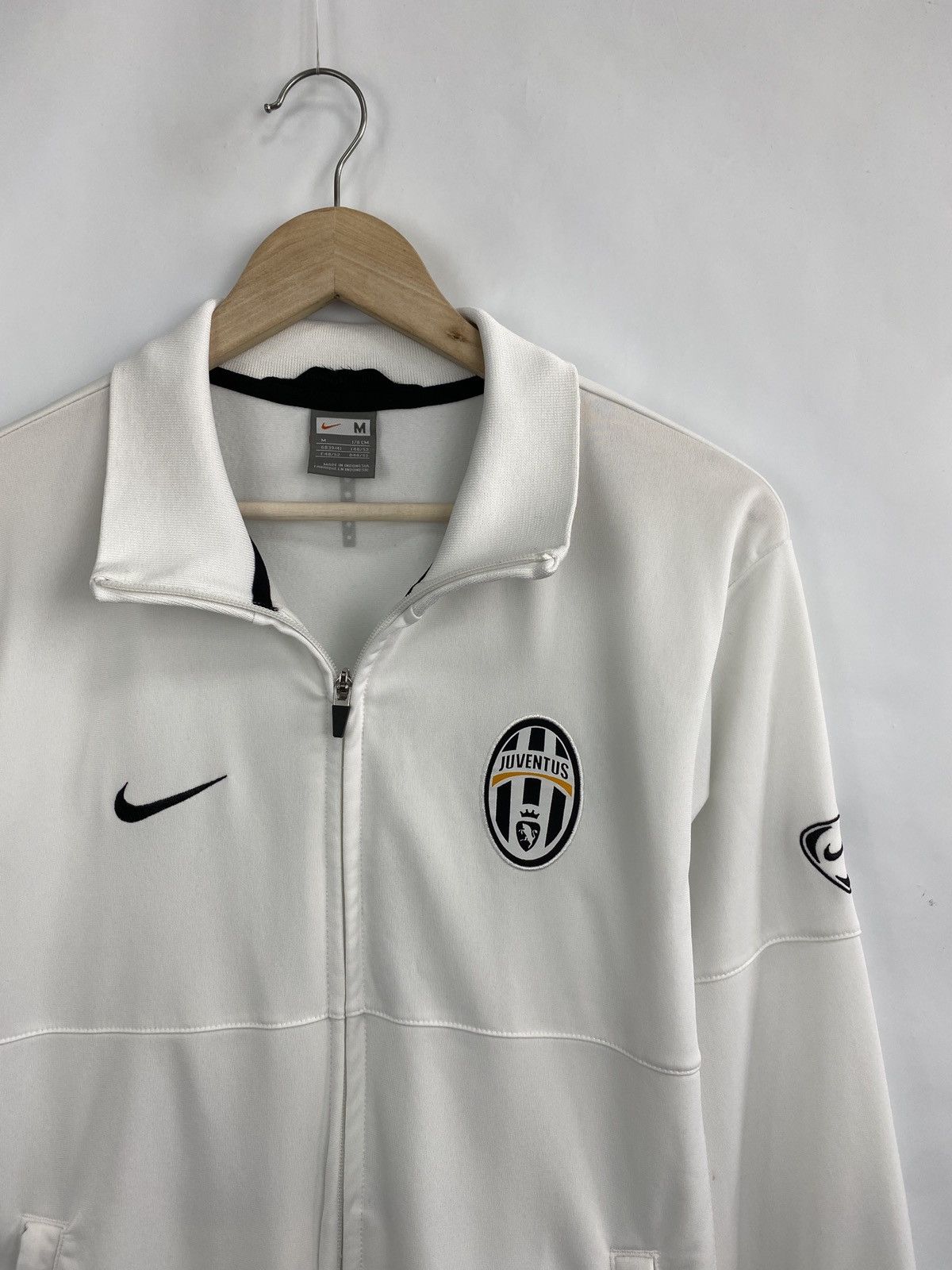 Nike 🇮🇹 Vintage 90s Nike Juventus Zip Hoodie Football Rare Y2K Size US M / EU 48-50 / 2 - 2 Thumbnail