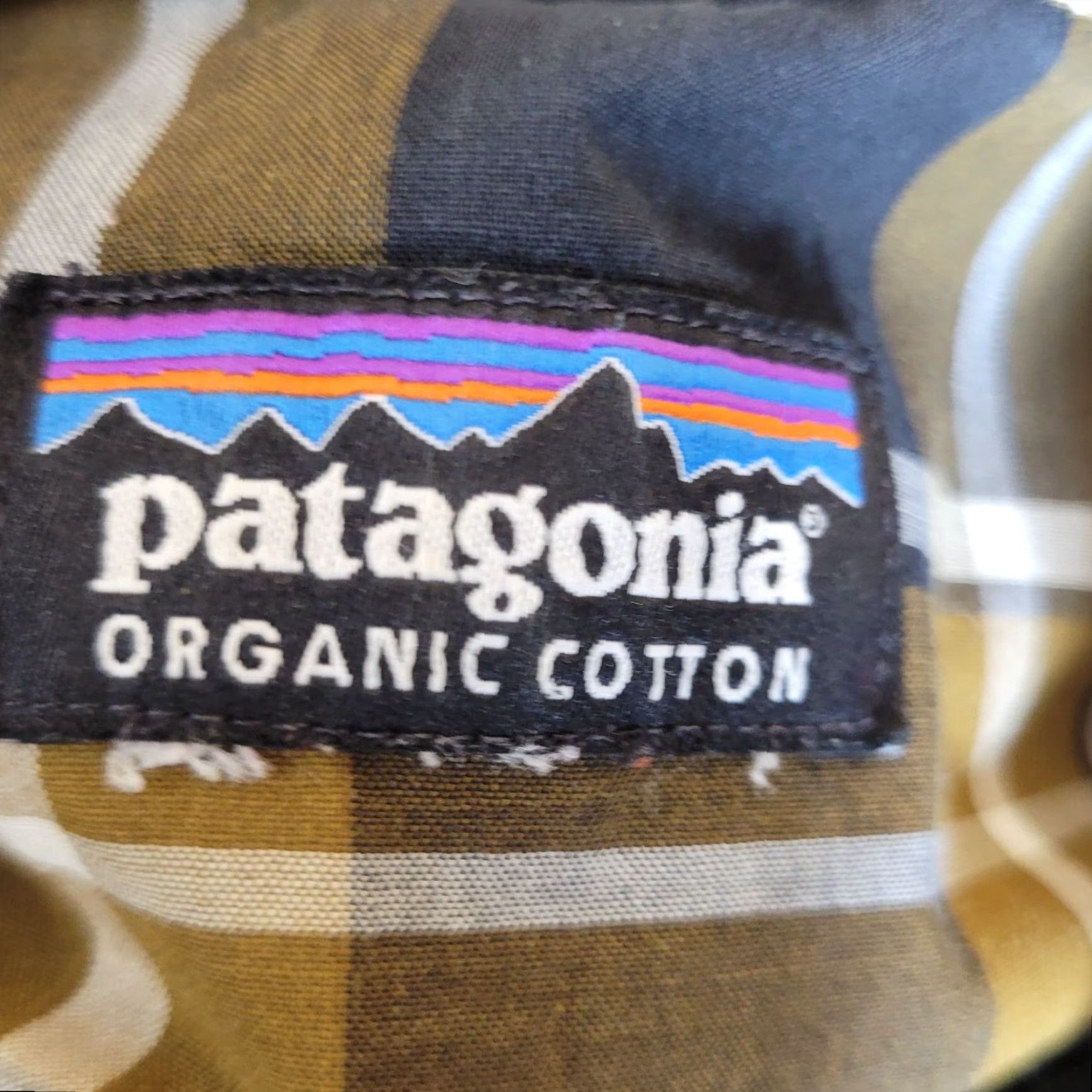 Patagonia Patagonia Shirt Mens Button-Up Plaid Short Sleeve M Black Organic Cotton Shirt Mens M Plaid Button-Up Short Sleeve Patagonia Size US M / EU 48-50 / 2 - 5 Thumbnail