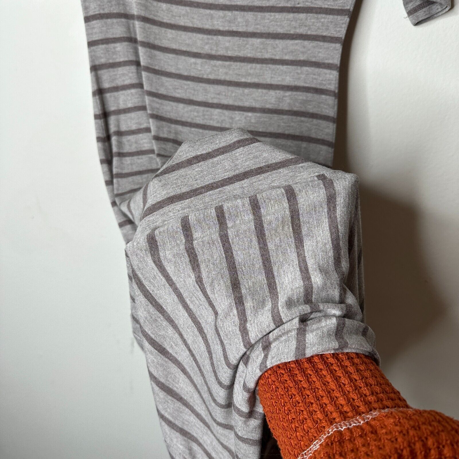 Other LuLaRoe Julia Midi Gray-Stripe Pullover Bodycon Dress XXS Size XXS / US 00 / IT 34 - 7 Thumbnail